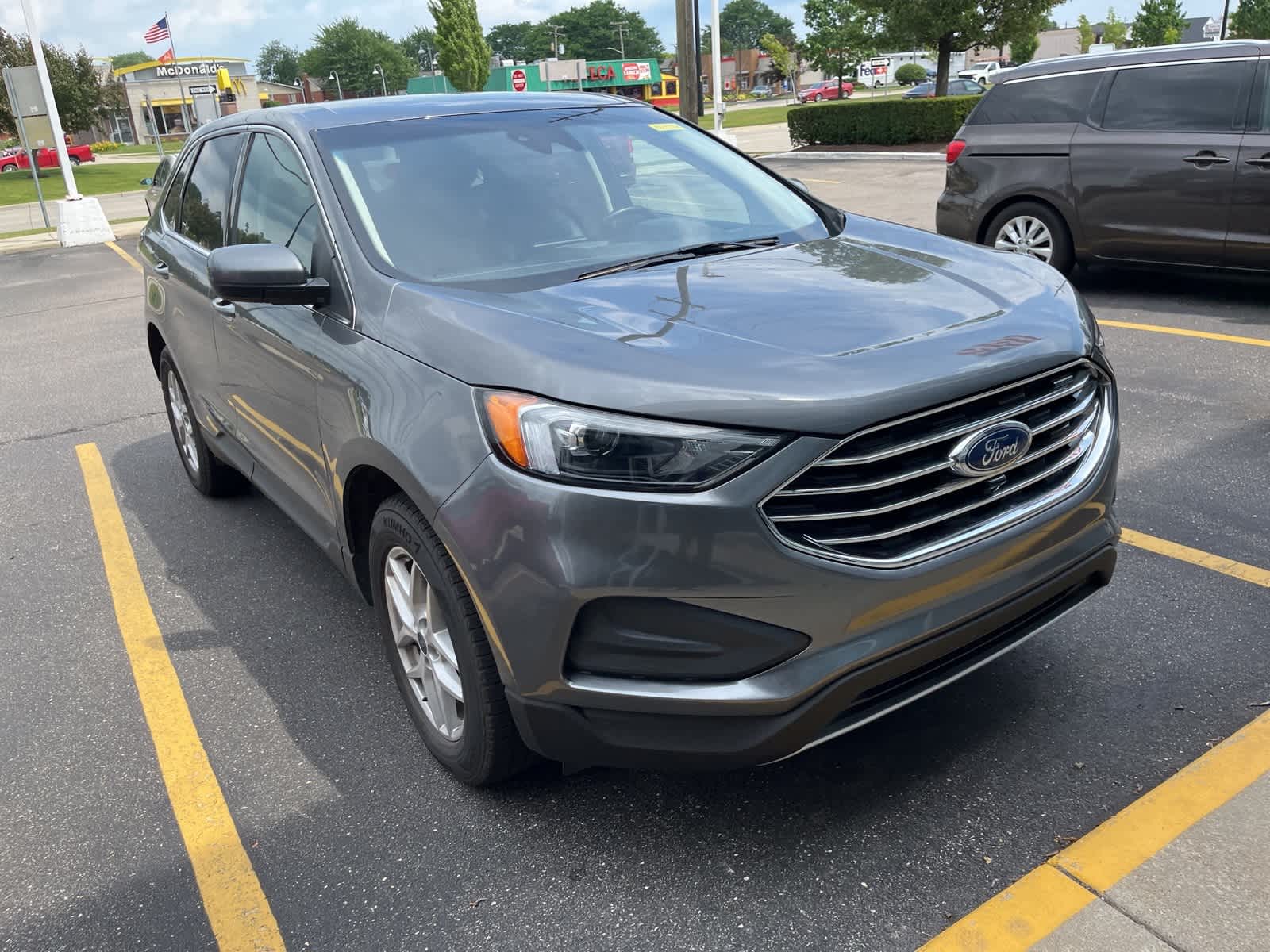 Thumbnail: 2022 Ford Edge - 19