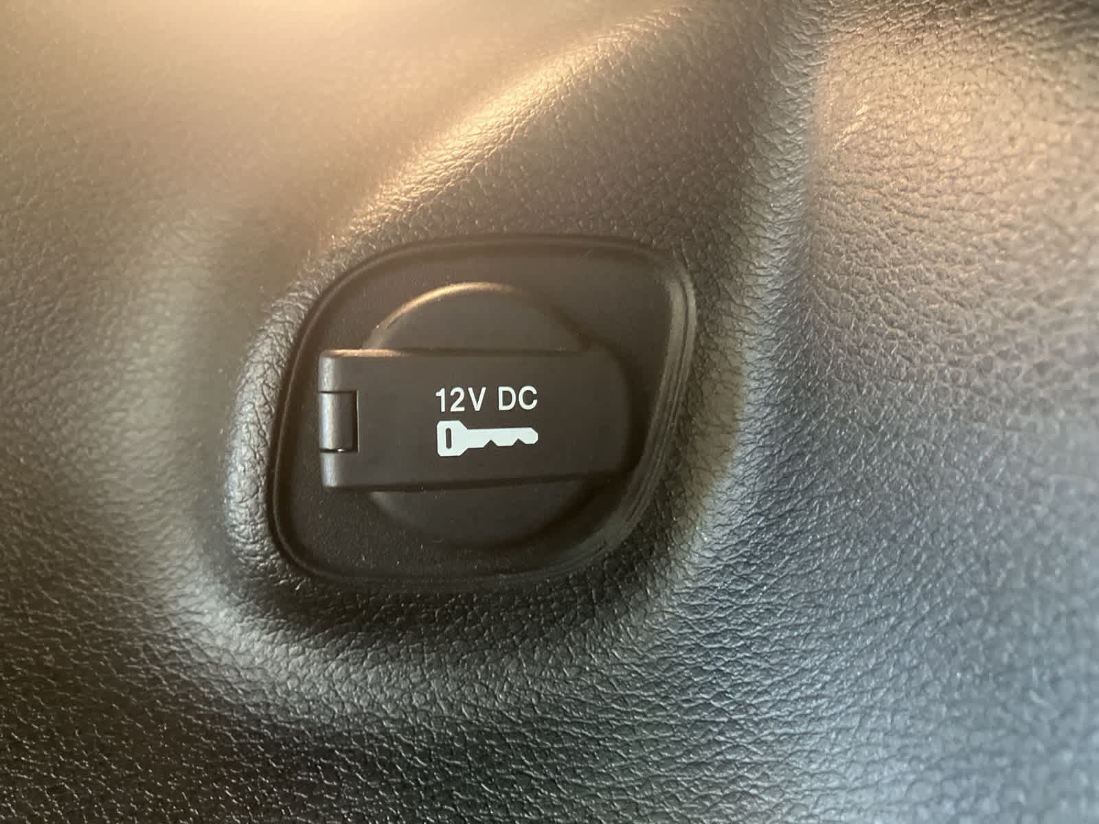 Thumbnail: 2019 Jeep Cherokee - 27