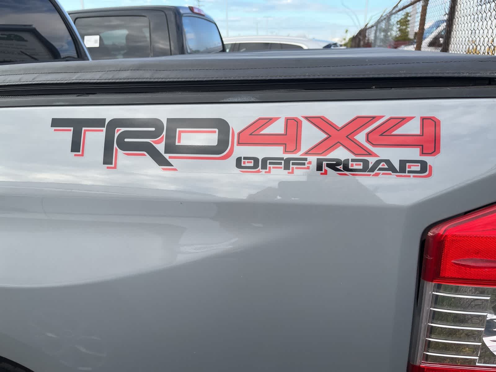 Thumbnail: 2018 Toyota Tundra - 11