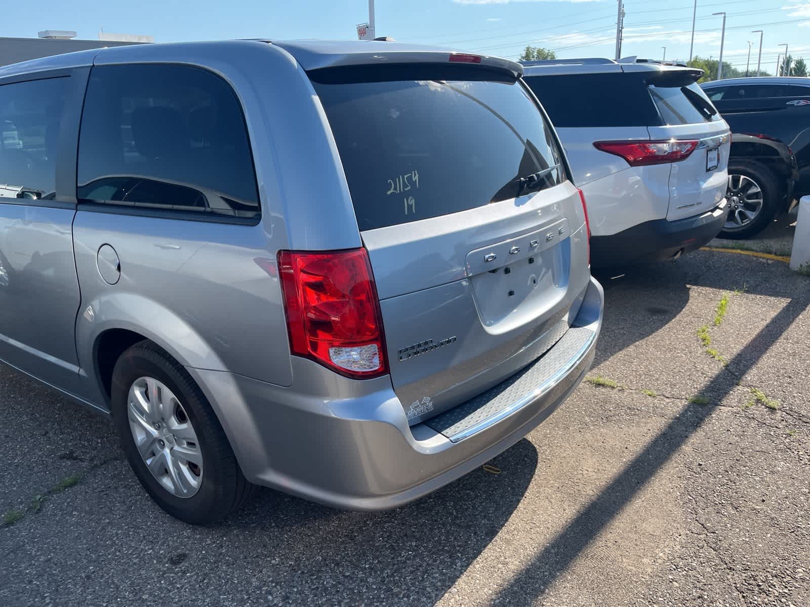 Thumbnail: 2019 Dodge Grand Caravan - 10