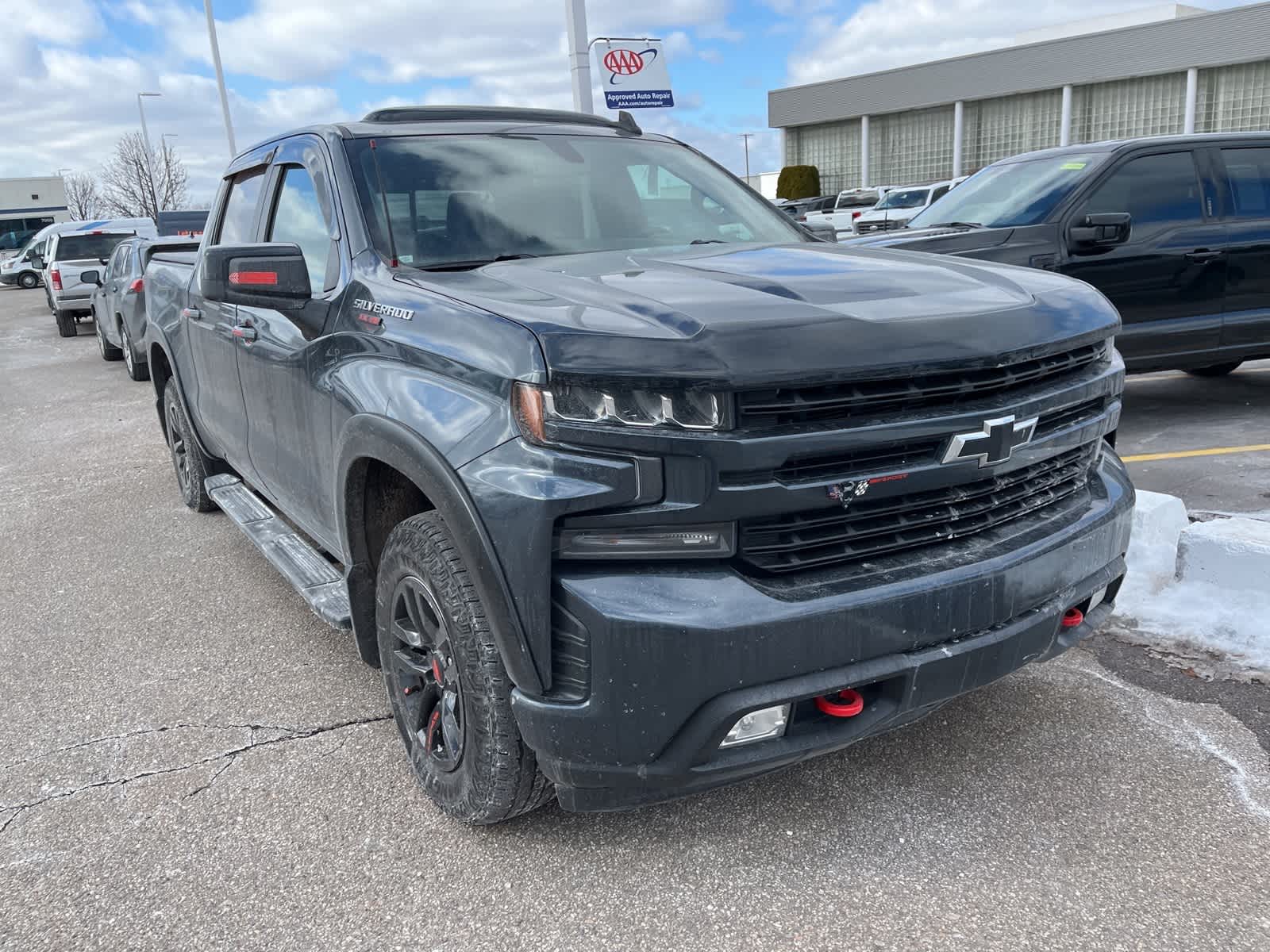 Thumbnail: 2019 Chevrolet Silverado 1500 - 21