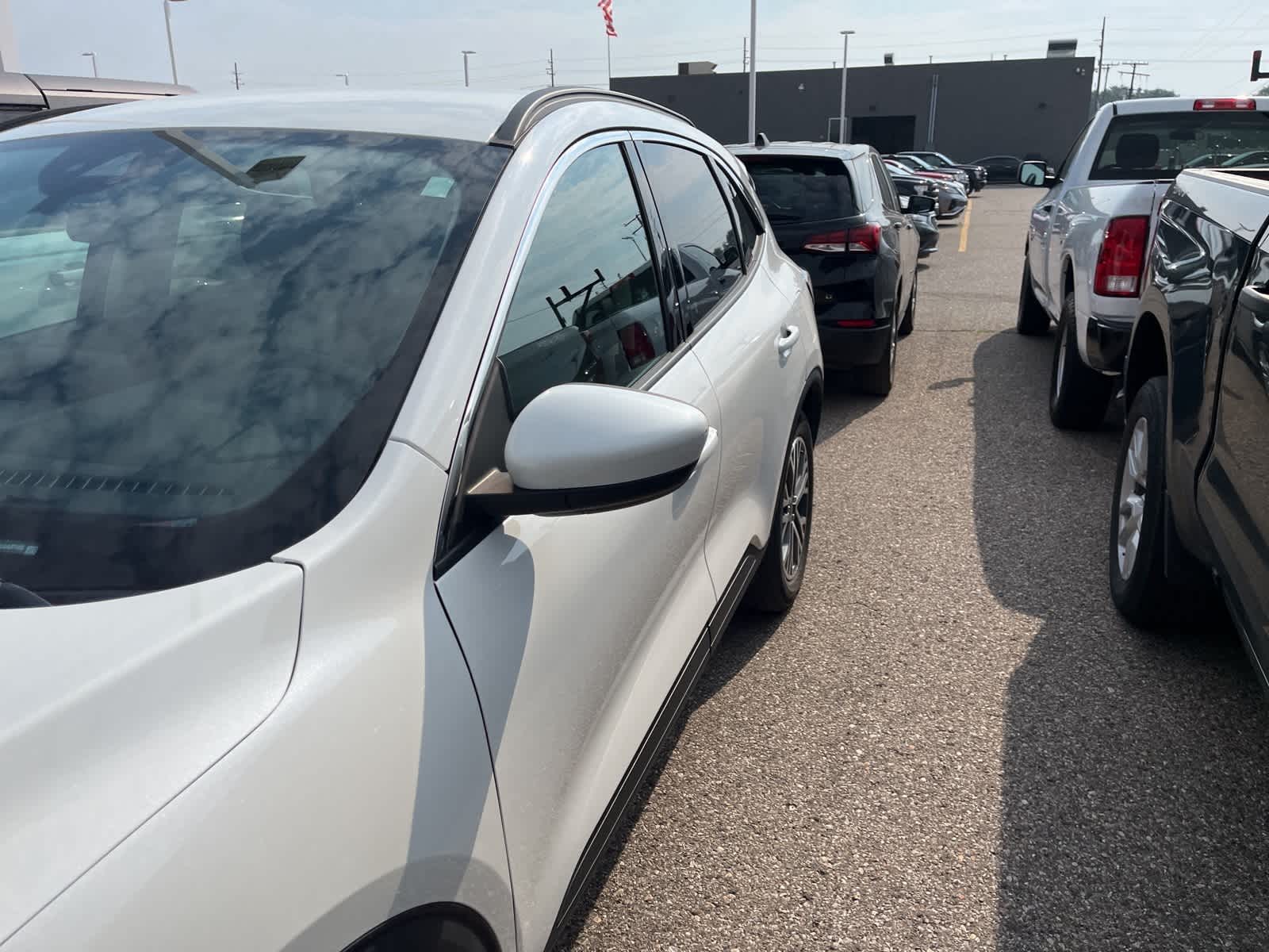 Thumbnail: 2020 Ford Escape - 6