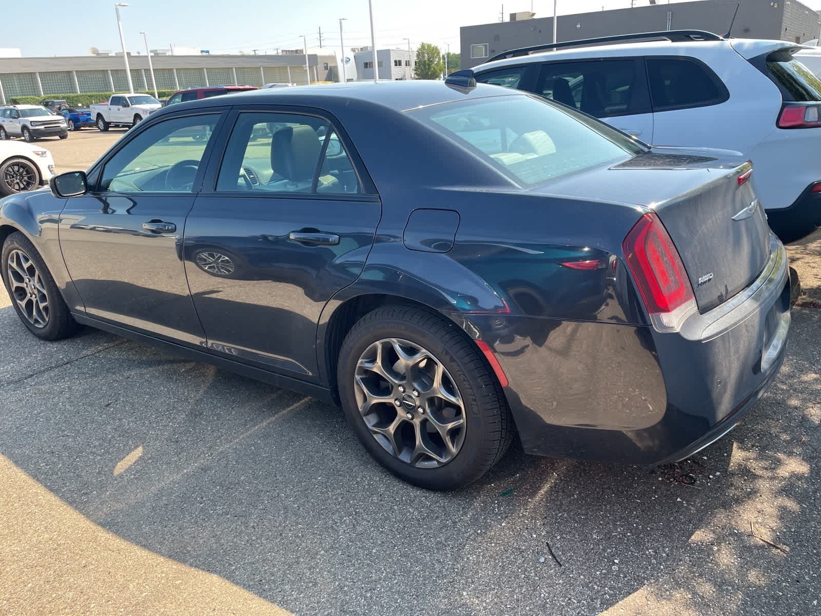 Thumbnail: 2017 Chrysler 300 - 7