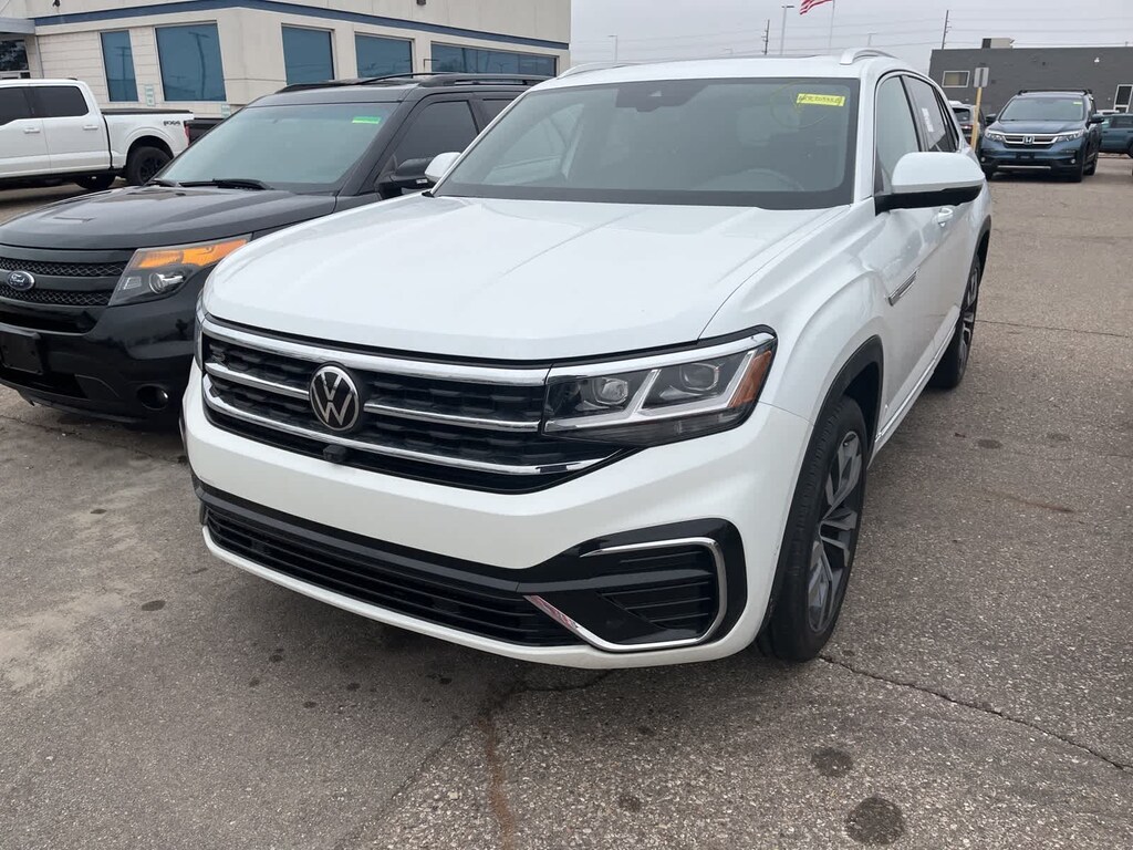 Used 2023 Volkswagen Atlas Cross Sport 3.6L V6 SEL Premium R-Line SUV