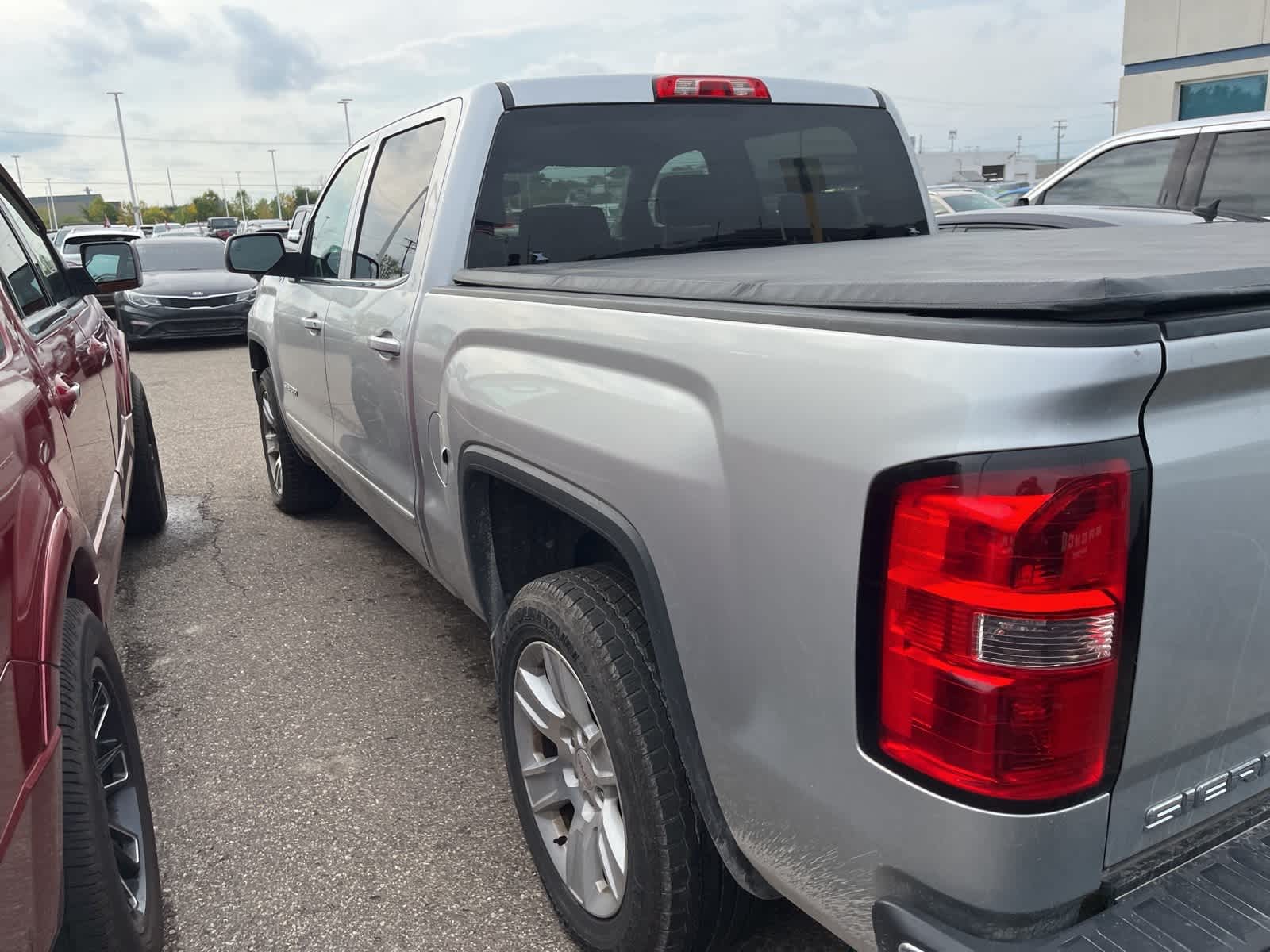 Thumbnail: 2015 GMC Sierra 1500 - 10