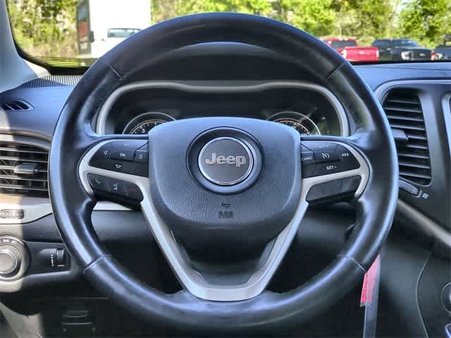 Thumbnail: 2015 Jeep Cherokee - 20