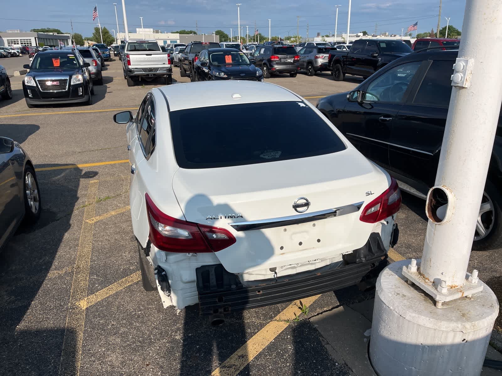 Thumbnail: 2018 Nissan Altima - 11