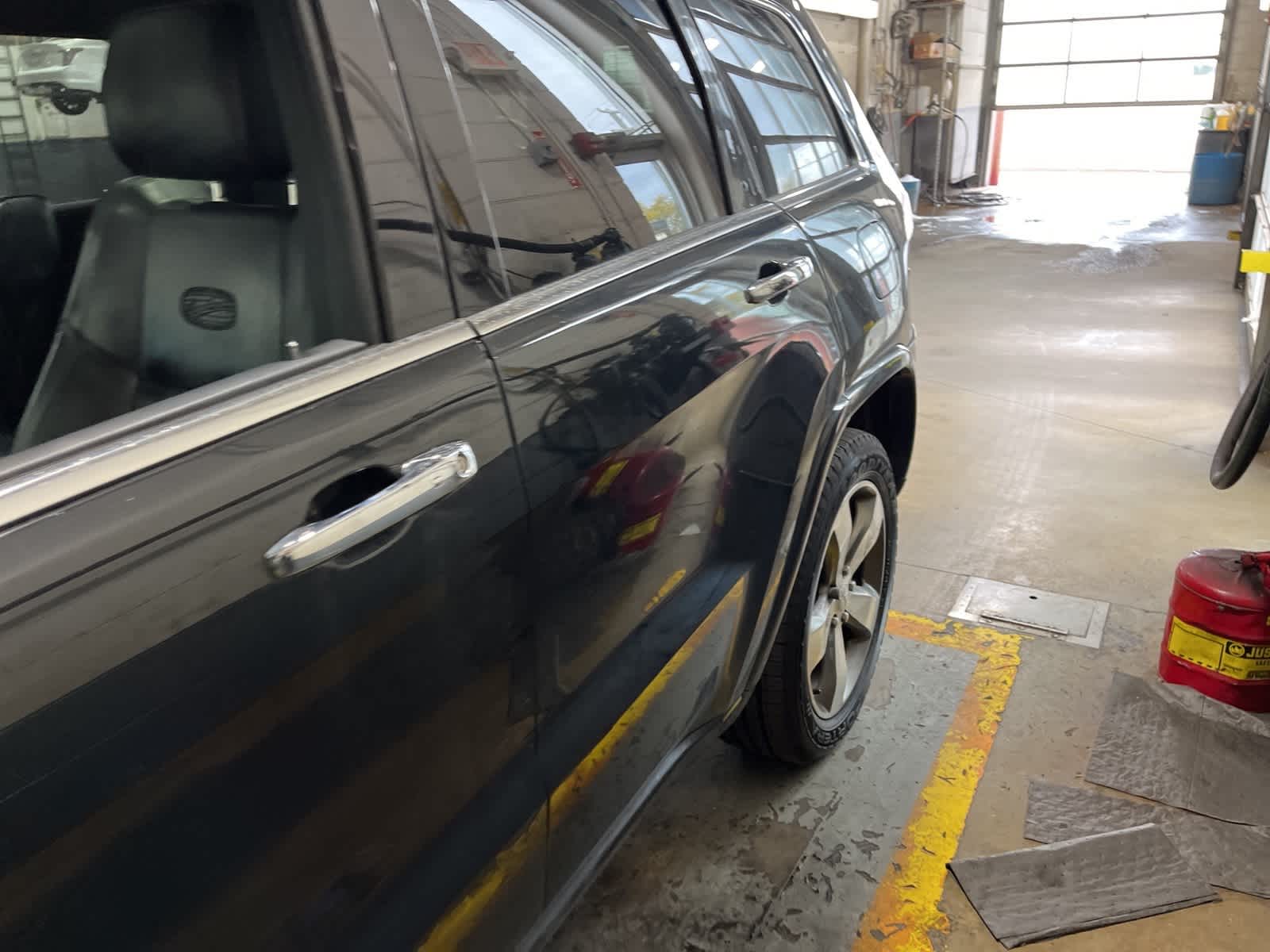 Thumbnail: 2014 Jeep Grand Cherokee - 6