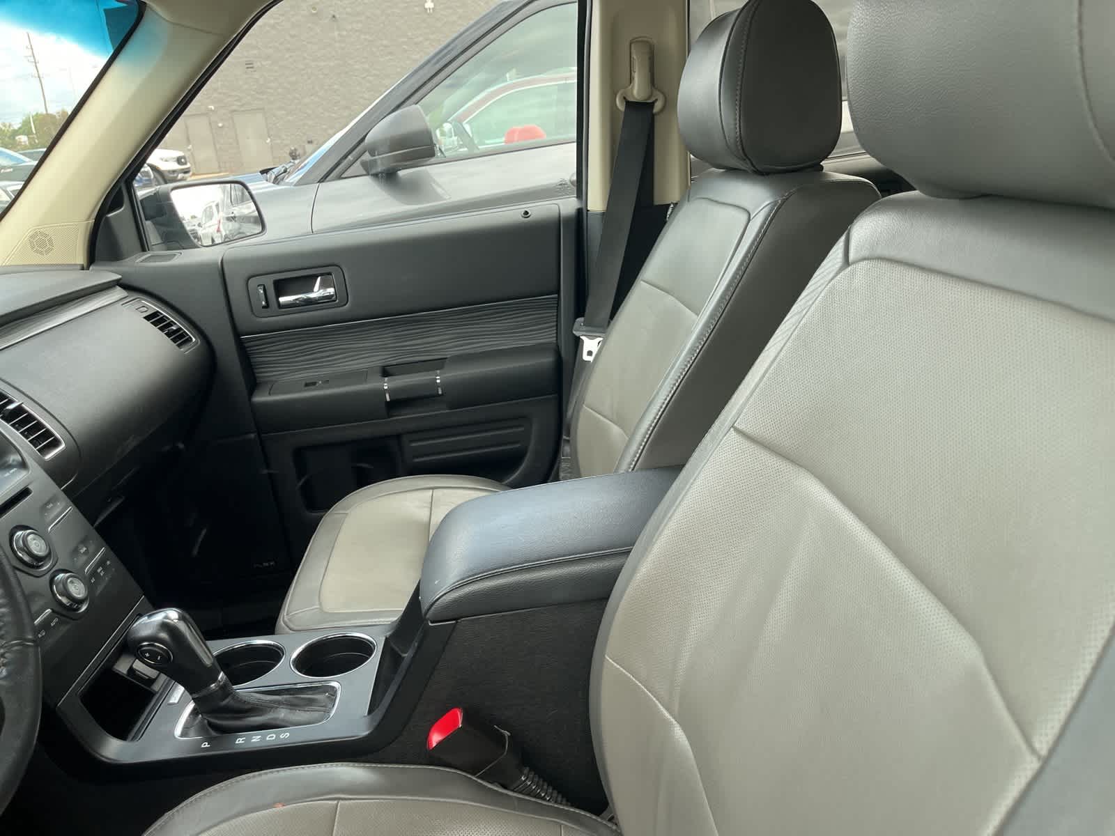 Thumbnail: 2019 Ford Flex - 21