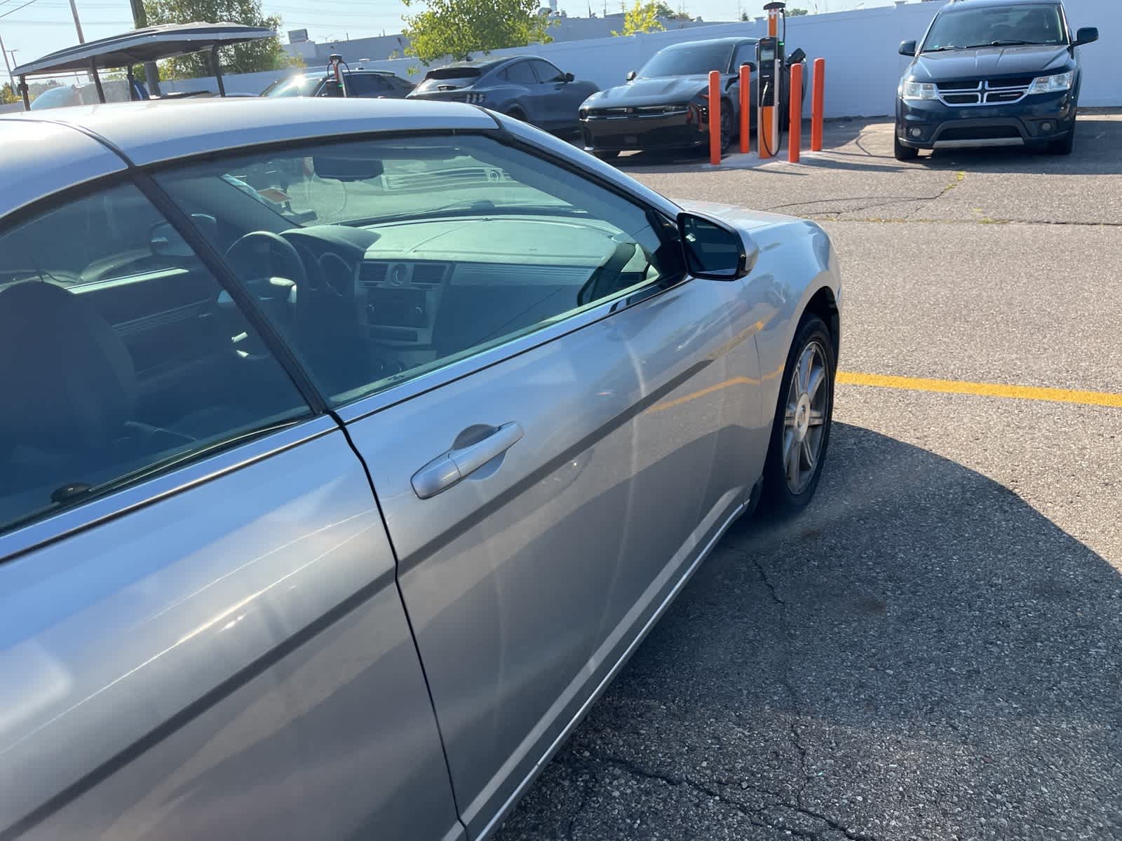 Thumbnail: 2009 Chrysler Sebring - 17