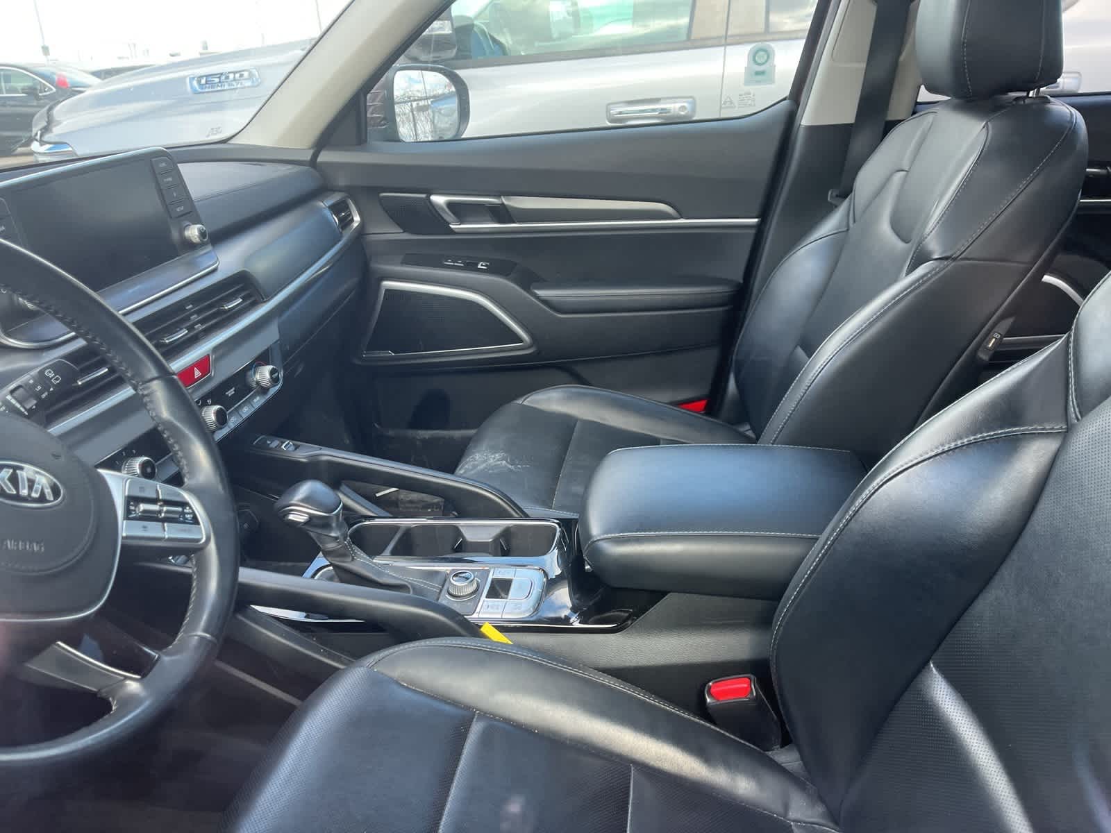 Thumbnail: 2021 Kia Telluride - 27