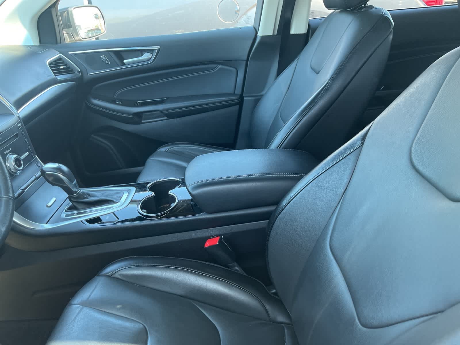 Thumbnail: 2018 Ford Edge - 22