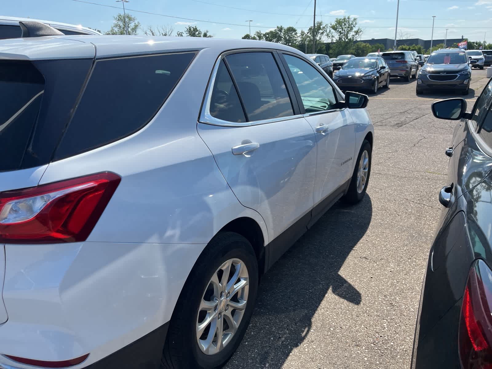 Thumbnail: 2021 Chevrolet Equinox - 14