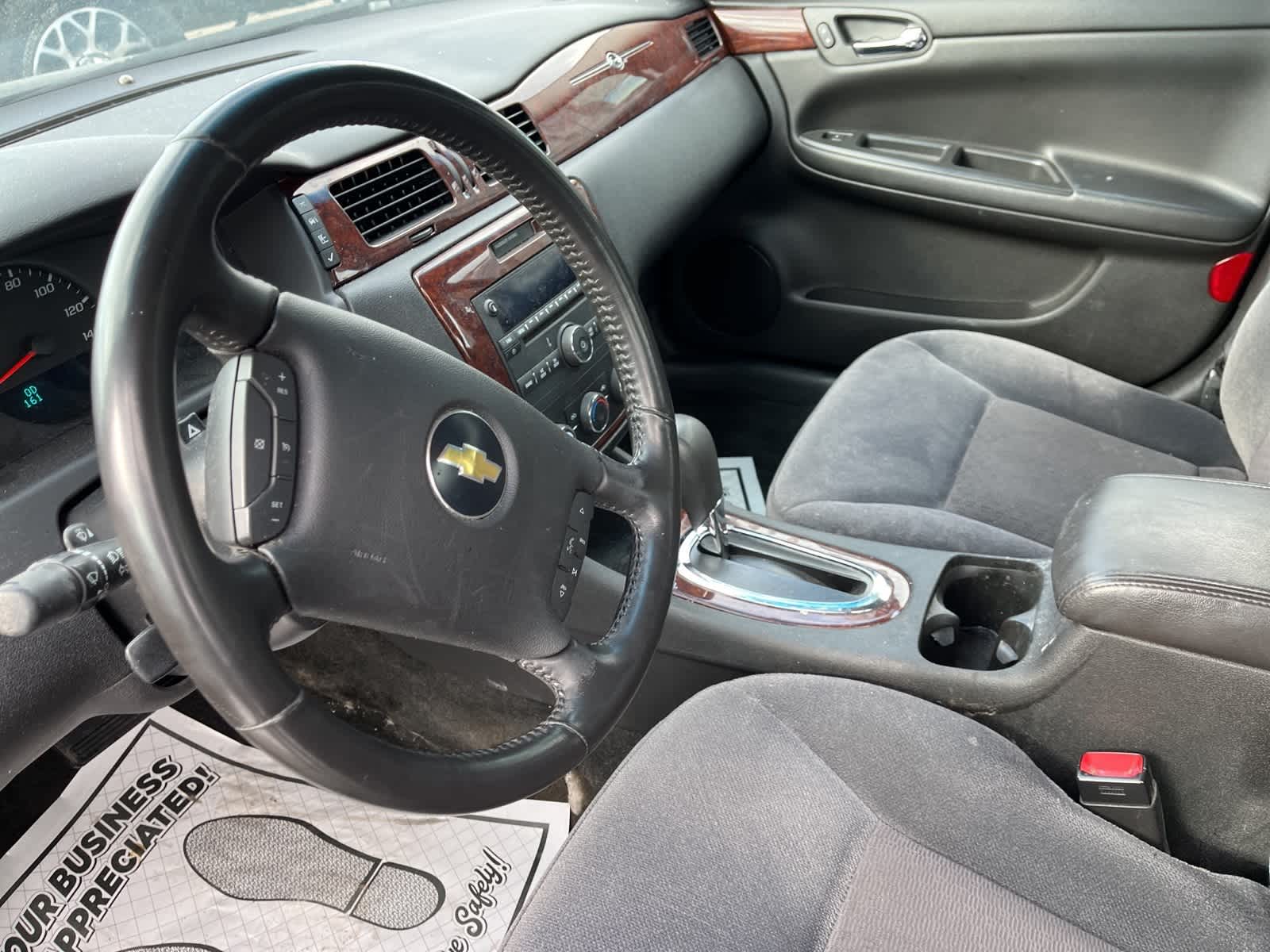 Thumbnail: 2011 Chevrolet Impala - 27