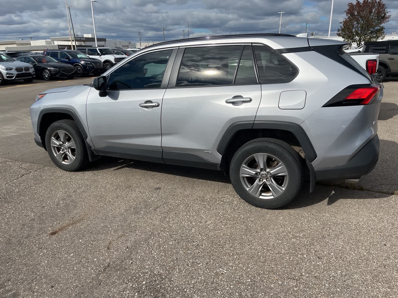 Thumbnail: 2022 Toyota RAV4 - 7