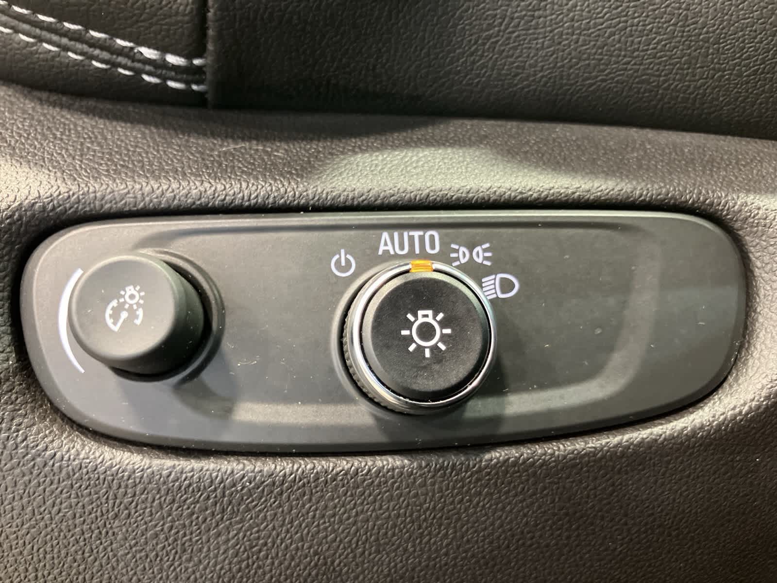 Thumbnail: 2023 Chevrolet Blazer - 13