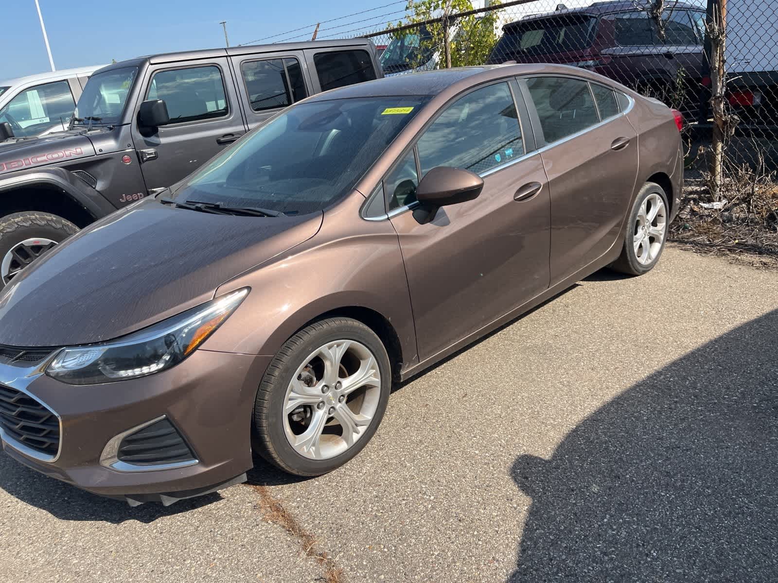 Thumbnail: 2019 Chevrolet Cruze - 6