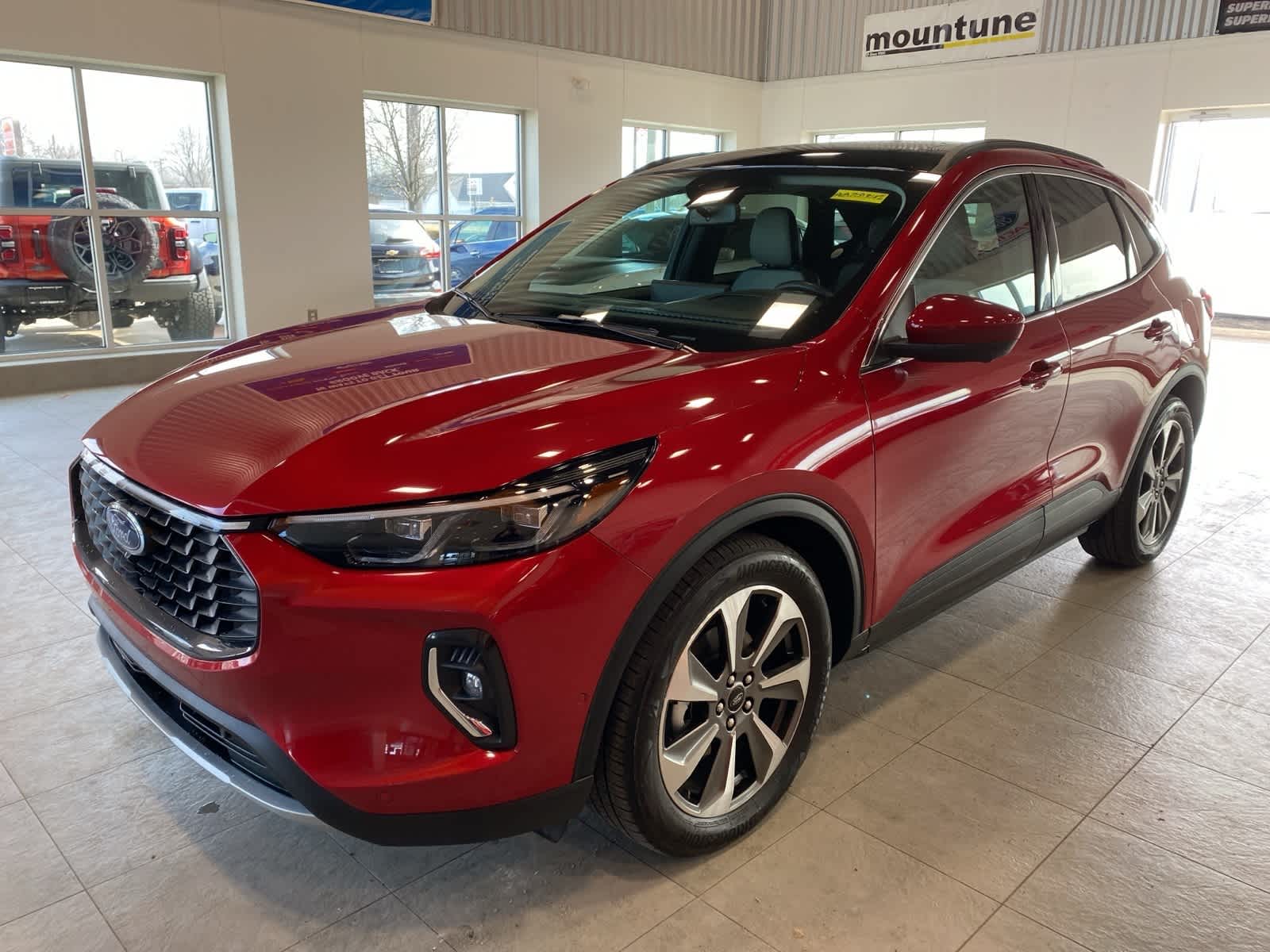 Thumbnail: 2023 Ford Escape - 1