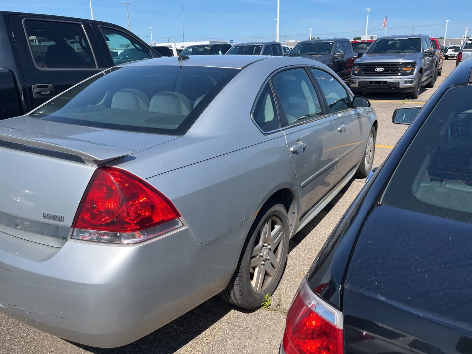 Thumbnail: 2011 Chevrolet Impala - 11