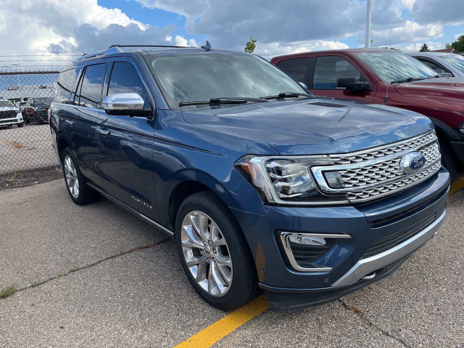 Thumbnail: 2019 Ford Expedition - 17