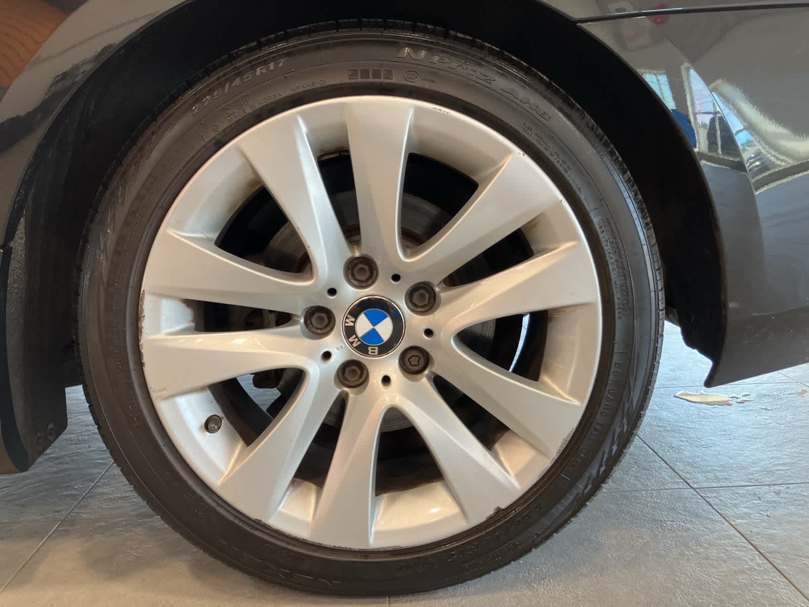 Thumbnail: 2013 BMW 3 Series - 9