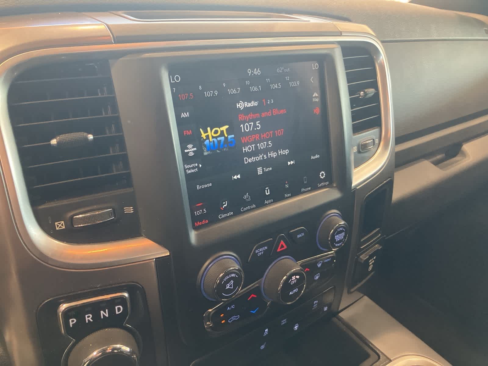 Thumbnail: 2021 RAM 1500 Classic - 21