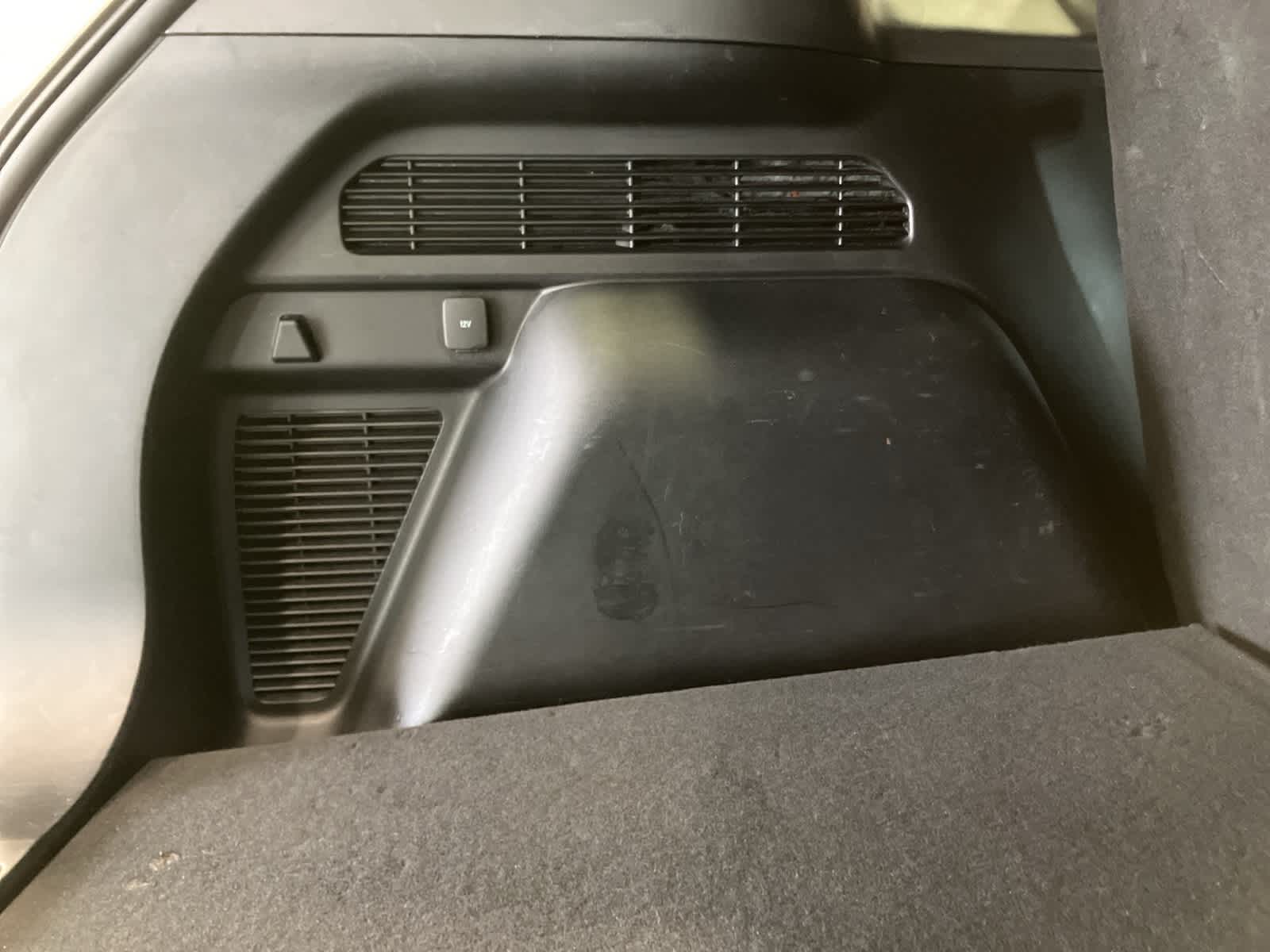 Thumbnail: 2023 Ford Escape - 34