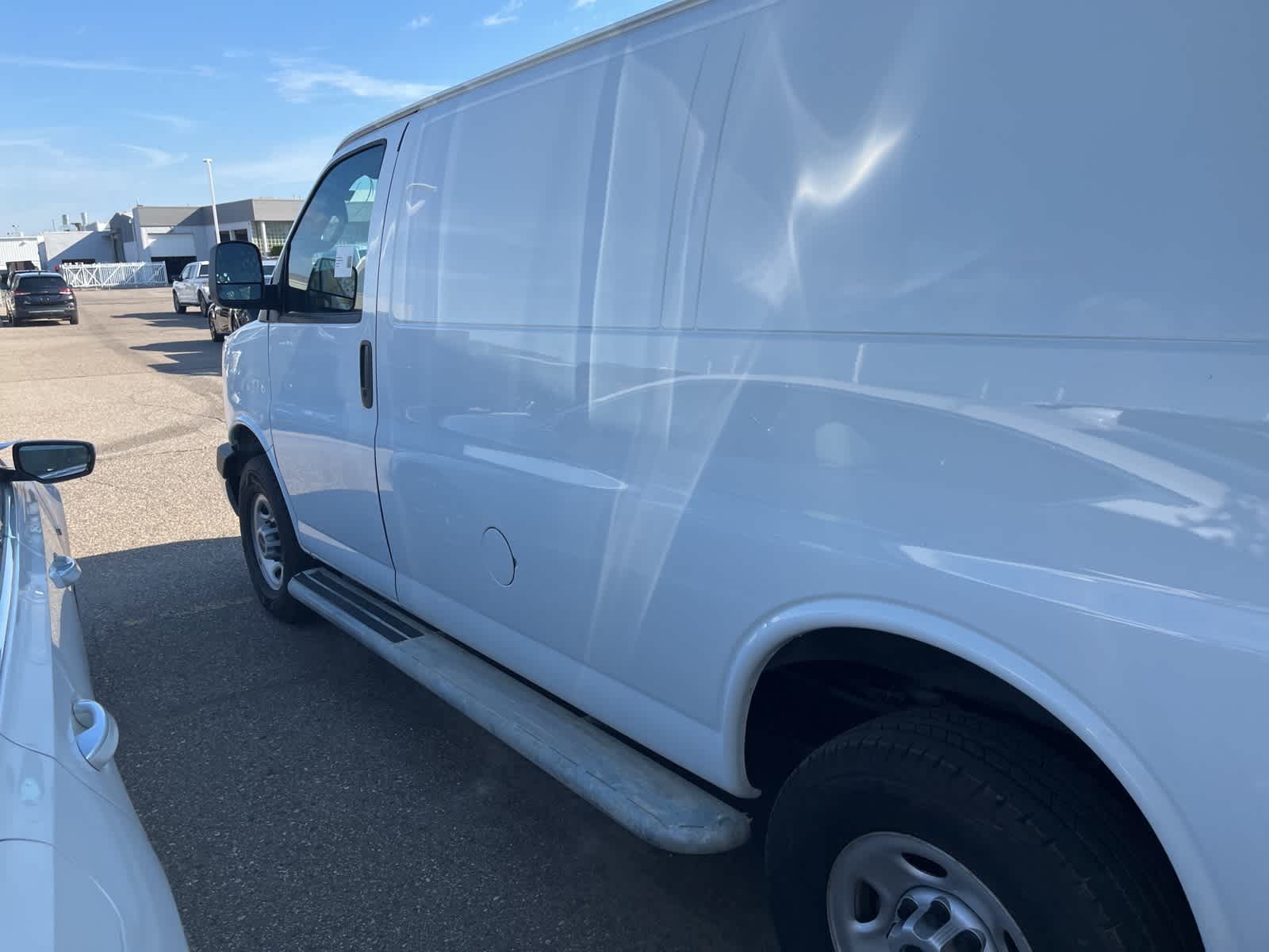 Thumbnail: 2023 GMC Savana - 11