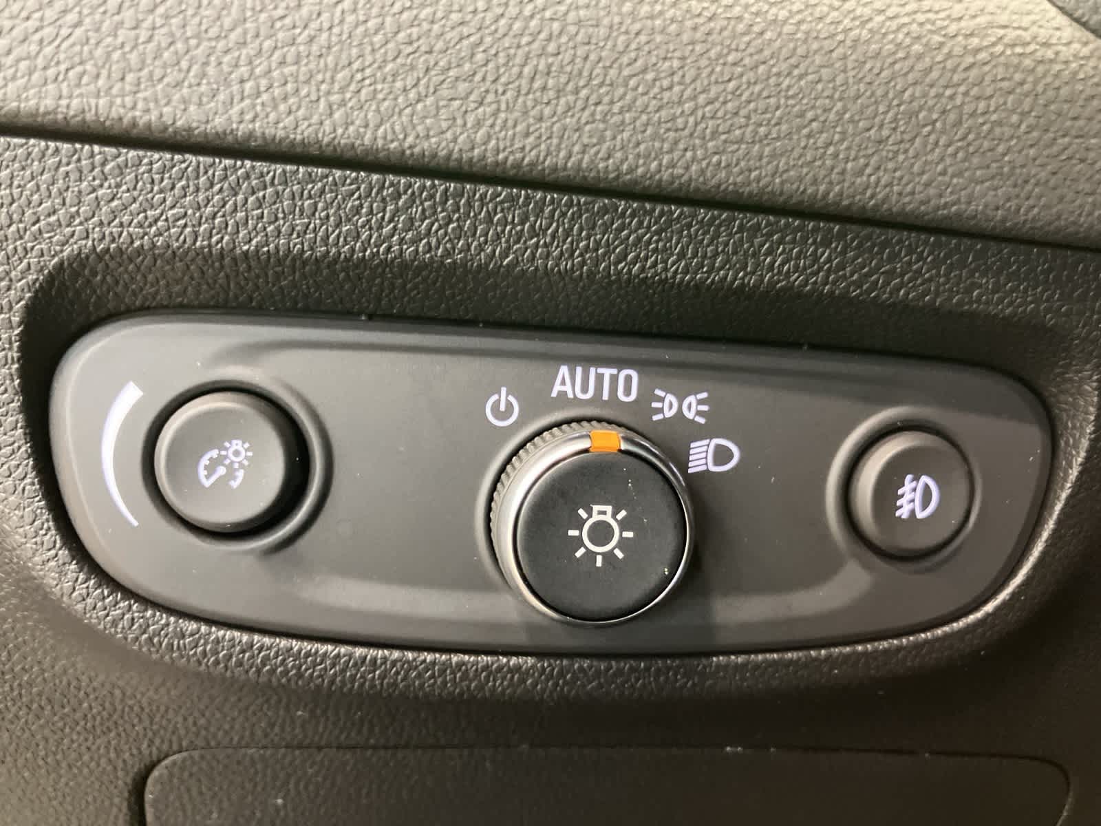 Thumbnail: 2022 Buick Encore GX - 14