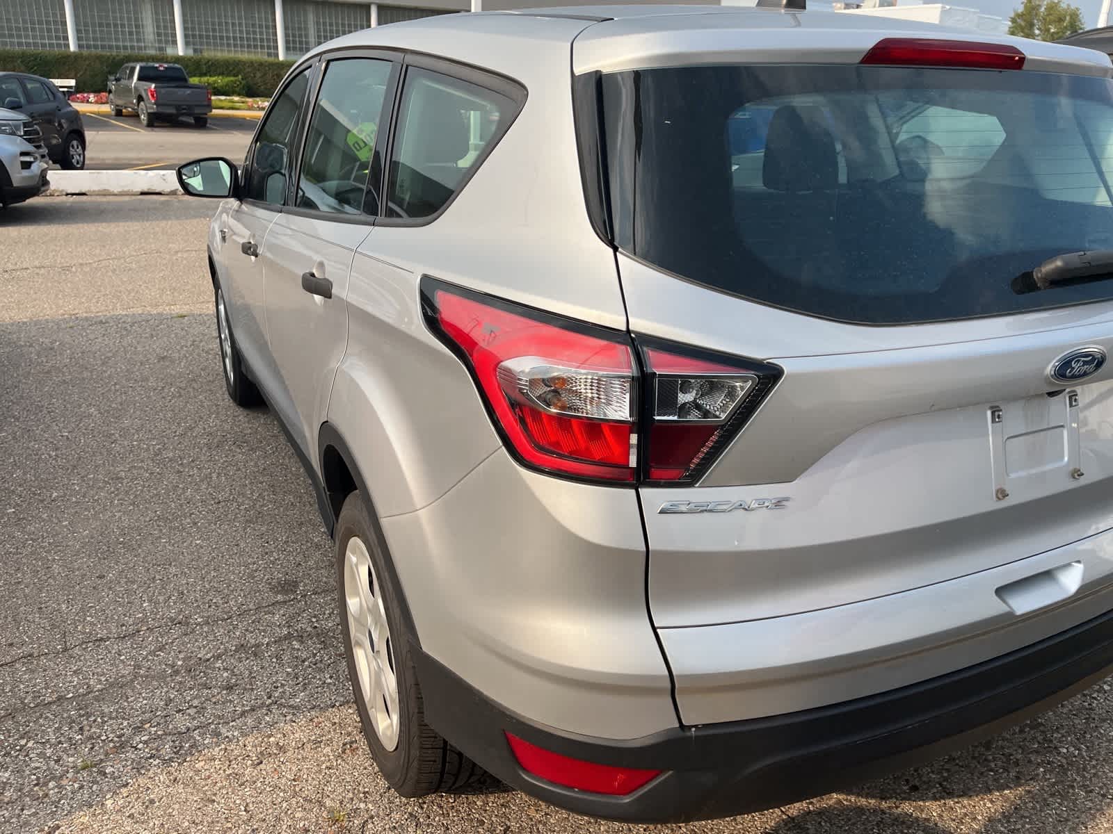 Thumbnail: 2017 Ford Escape - 10