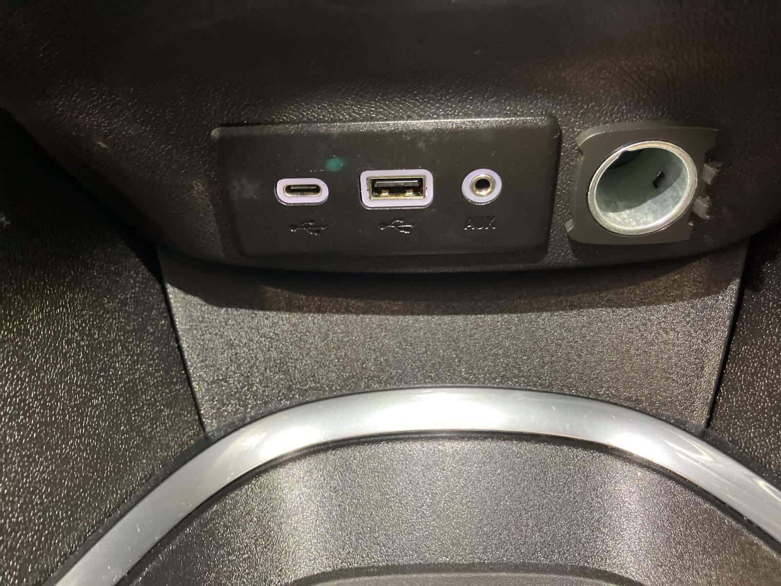 Thumbnail: 2024 Chevrolet Malibu - 18