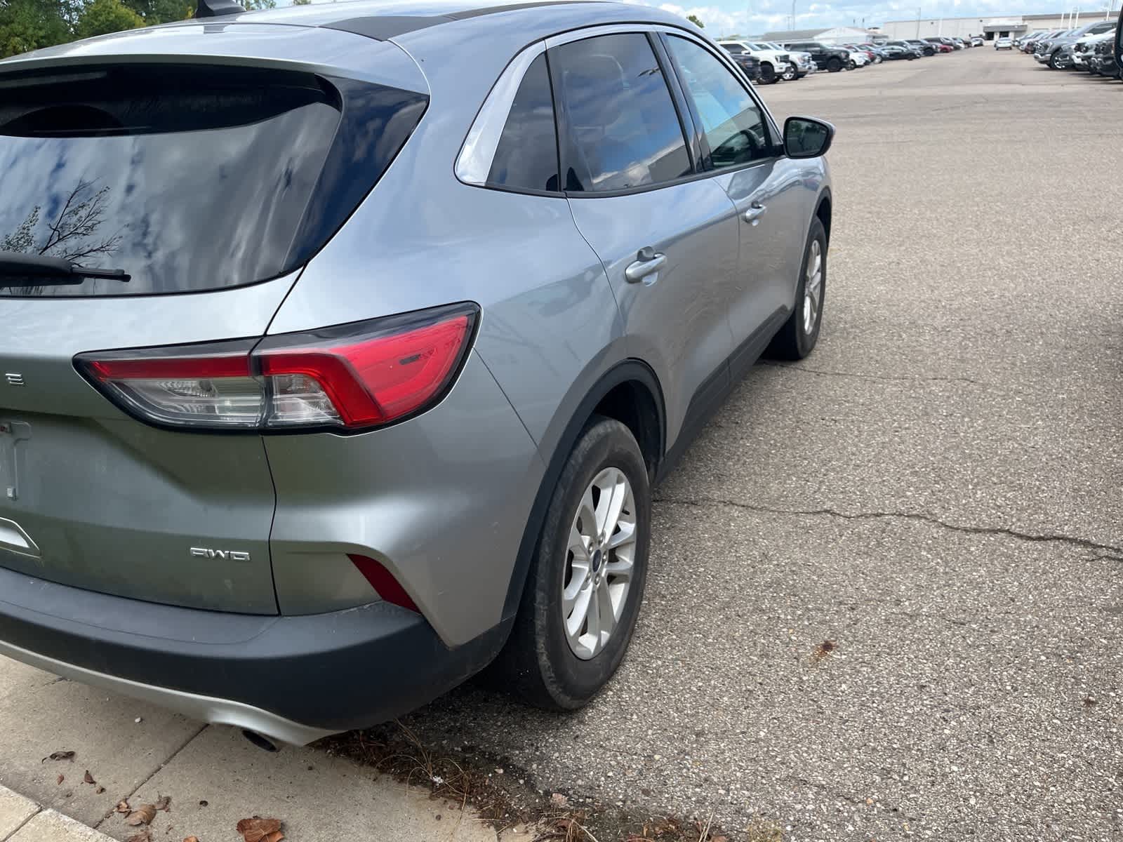 Thumbnail: 2021 Ford Escape - 12