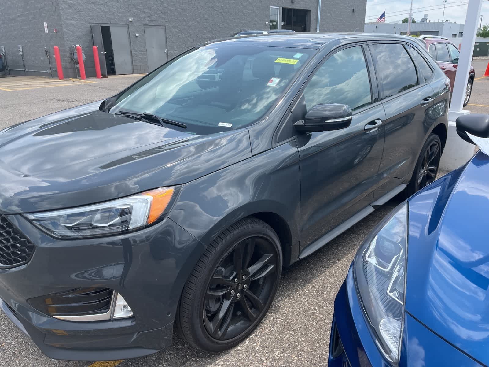 2021 Ford Edge ST 4