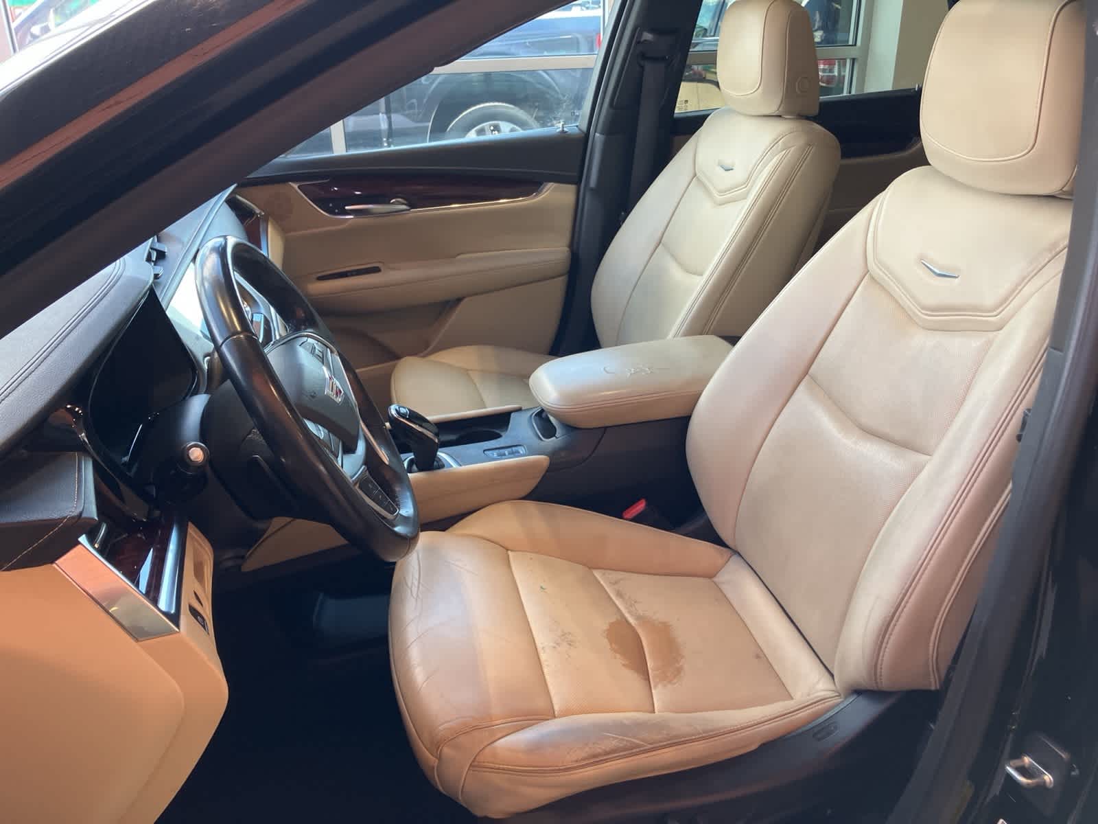 2018 Cadillac XT5 Luxury 11
