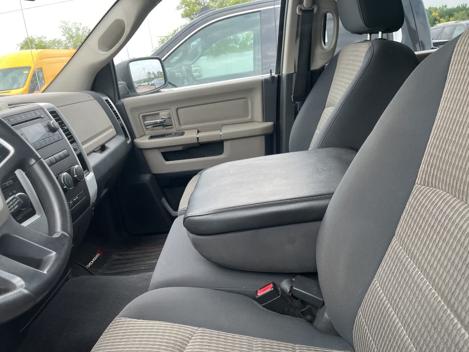Thumbnail: 2009 Dodge Ram 1500 - 23