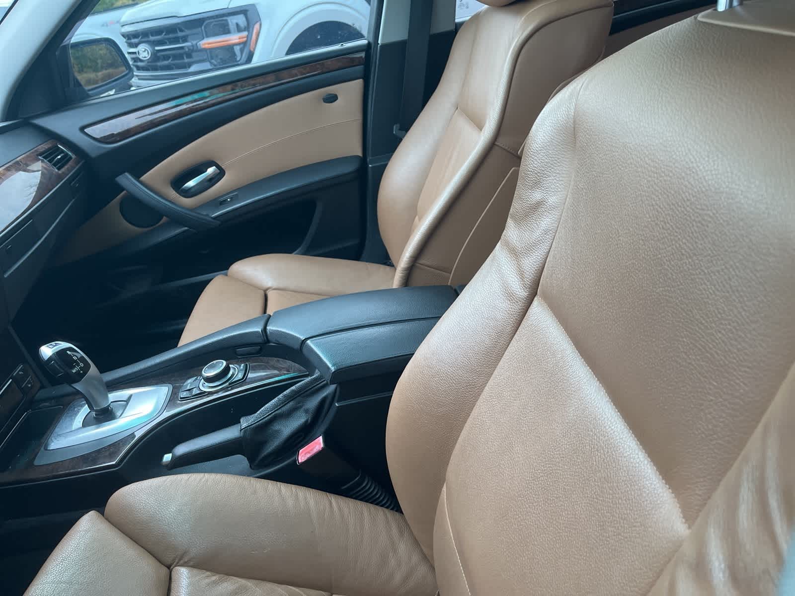 Thumbnail: 2009 BMW 5 Series - 25