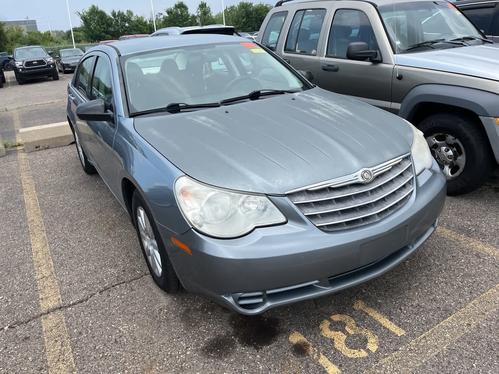 Thumbnail: 2009 Chrysler Sebring - 19