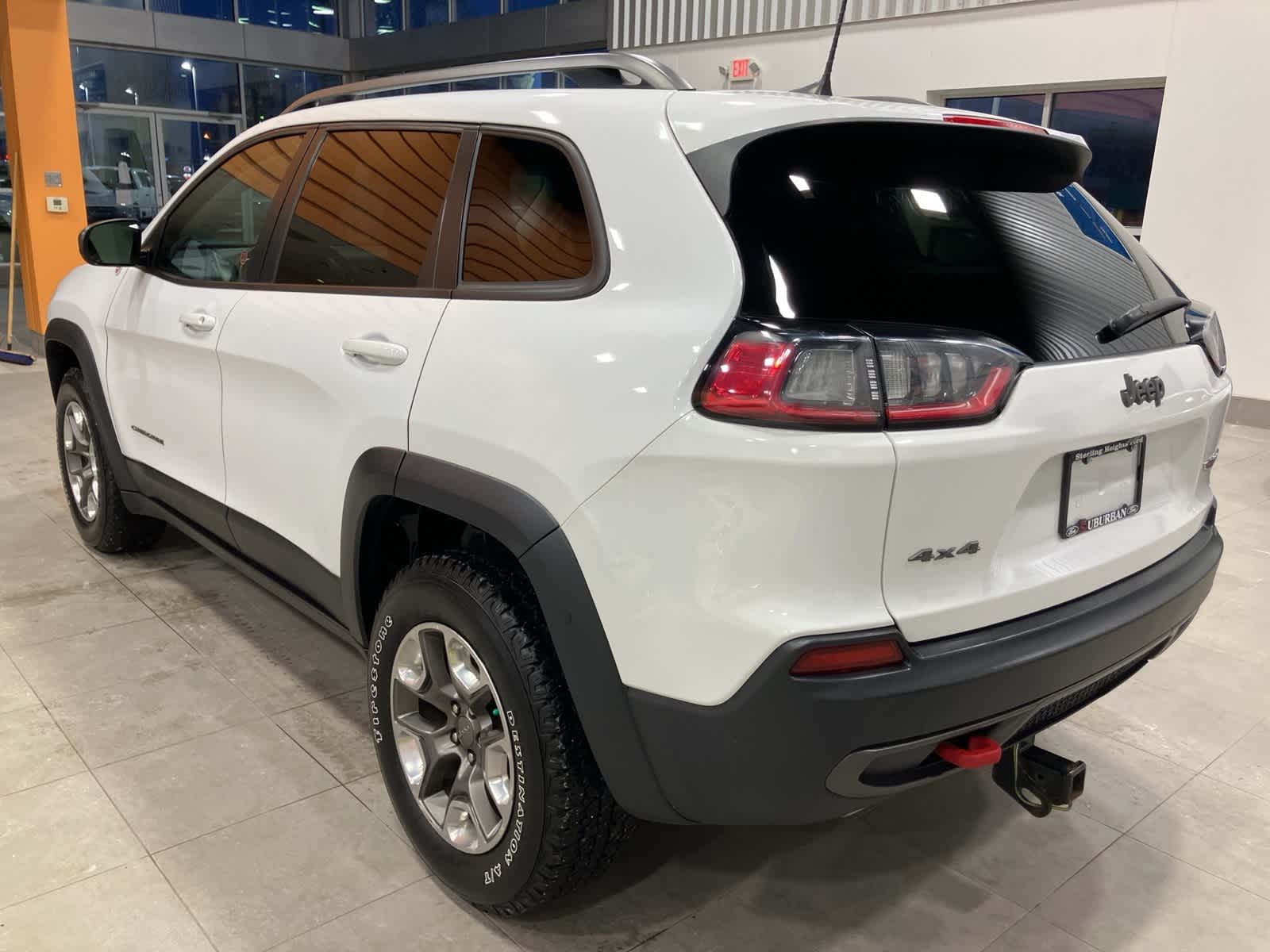 Thumbnail: 2020 Jeep Cherokee - 7