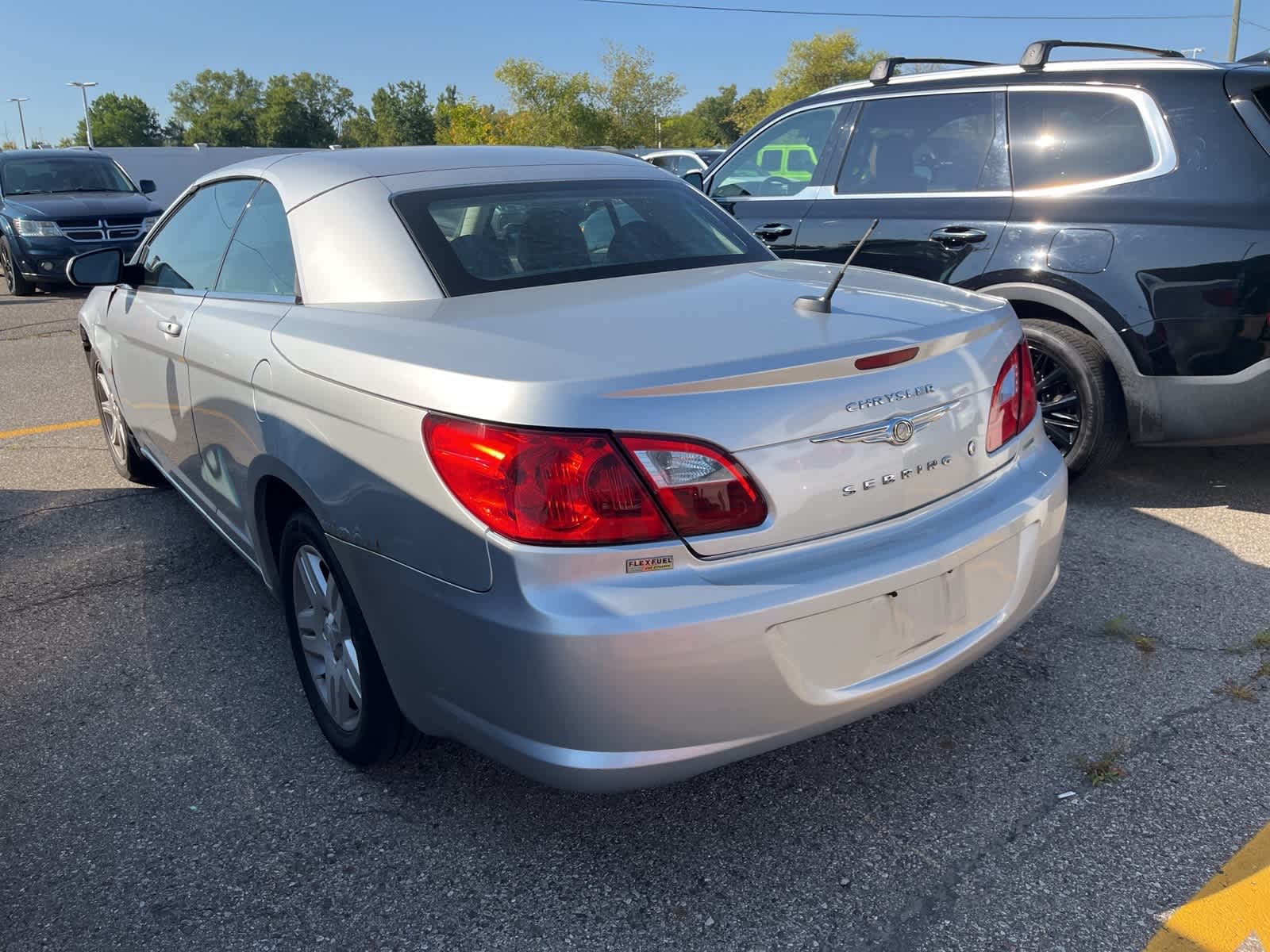 Thumbnail: 2009 Chrysler Sebring - 7
