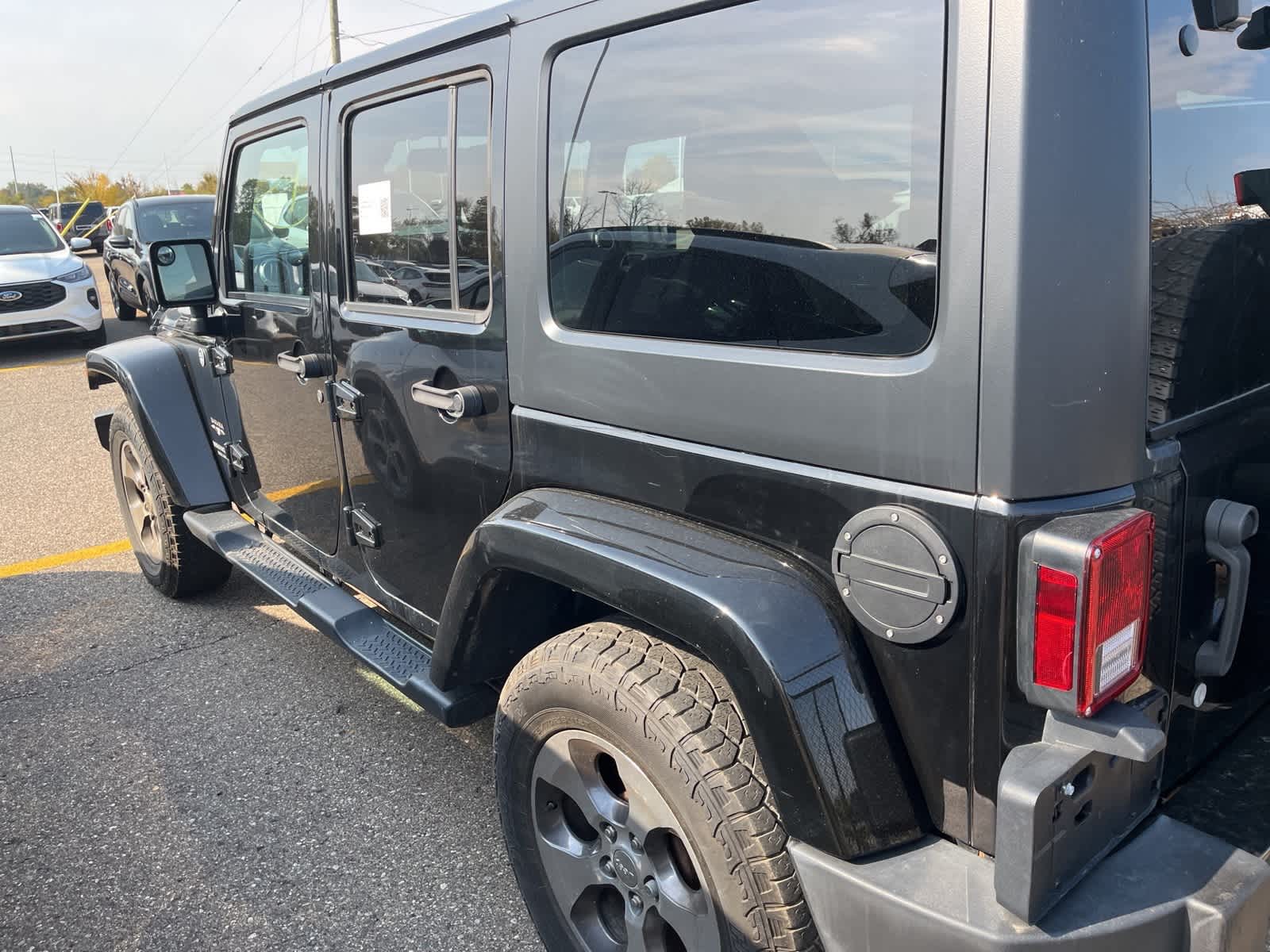 Thumbnail: 2016 Jeep Wrangler - 9