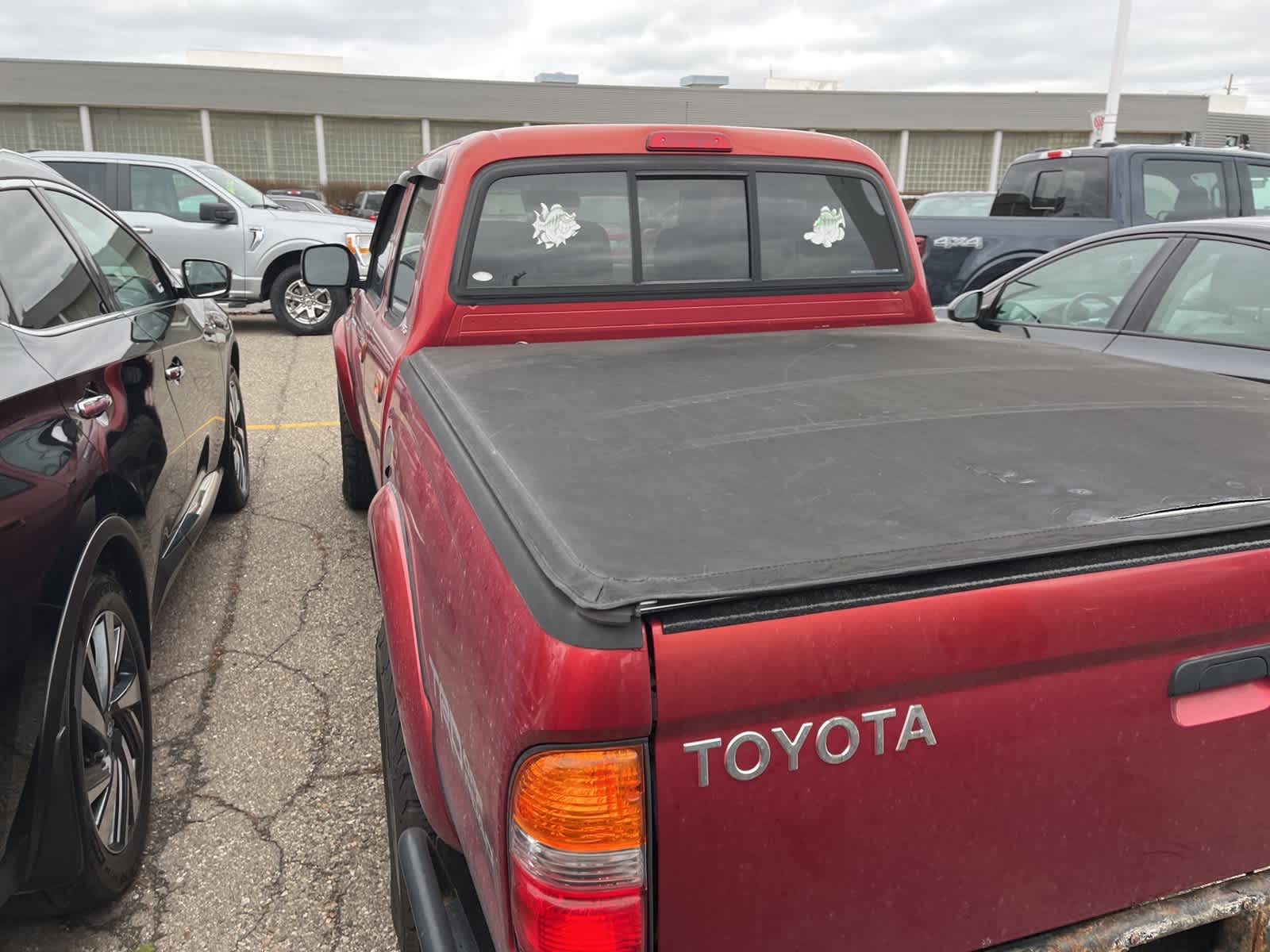 Thumbnail: 2003 Toyota Tacoma - 10