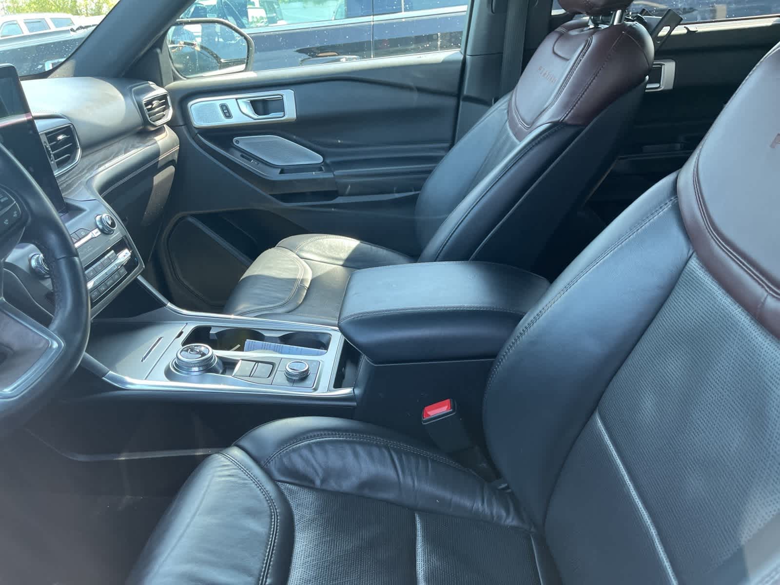 Thumbnail: 2020 Ford Explorer - 24