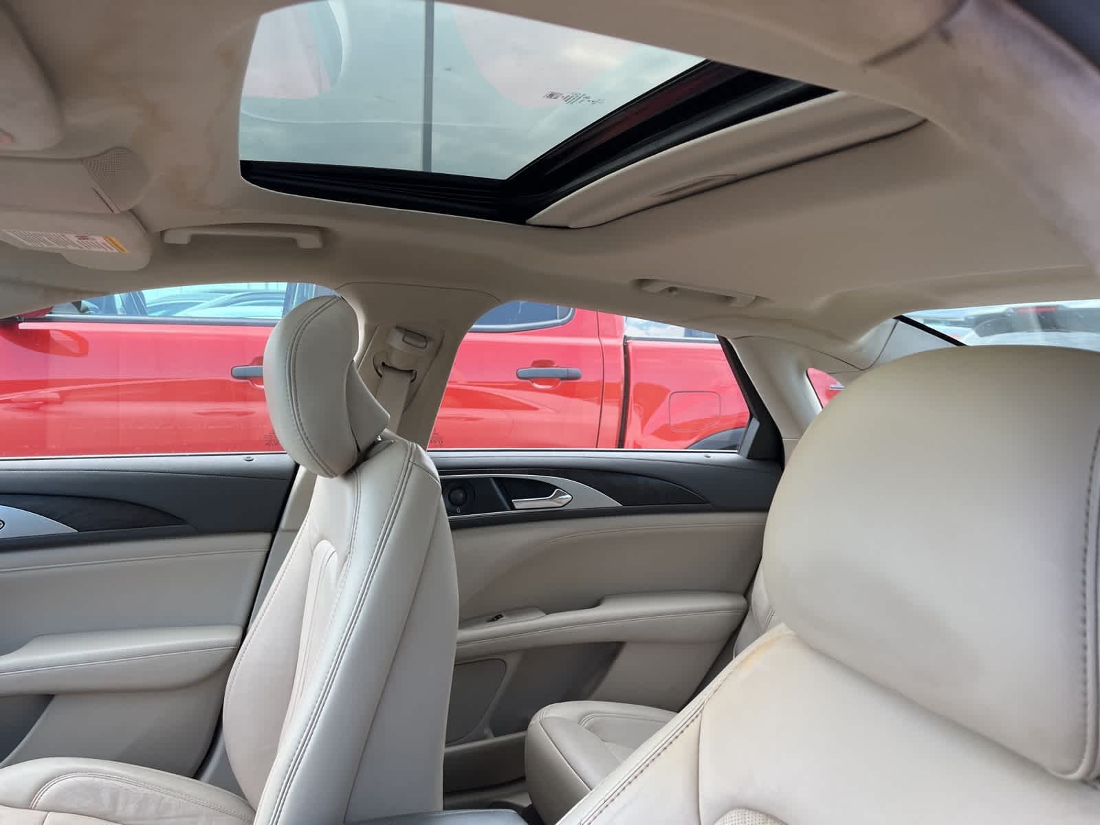 Thumbnail: 2019 Lincoln MKZ - 23