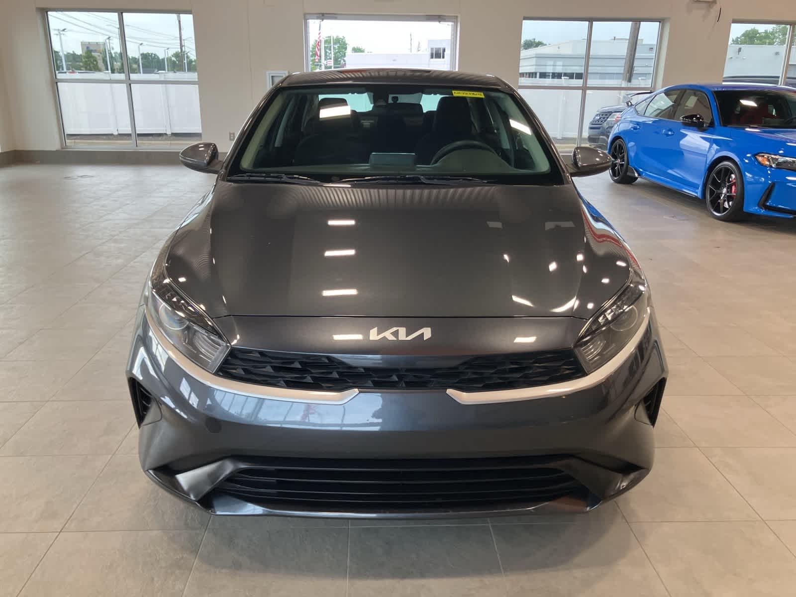 Thumbnail: 2022 Kia Forte - 2