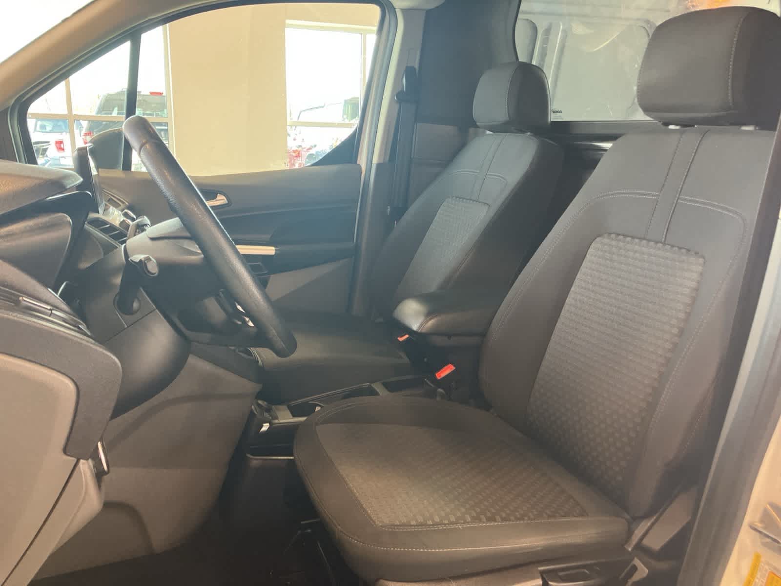 Thumbnail: 2022 Ford Transit Series - 10