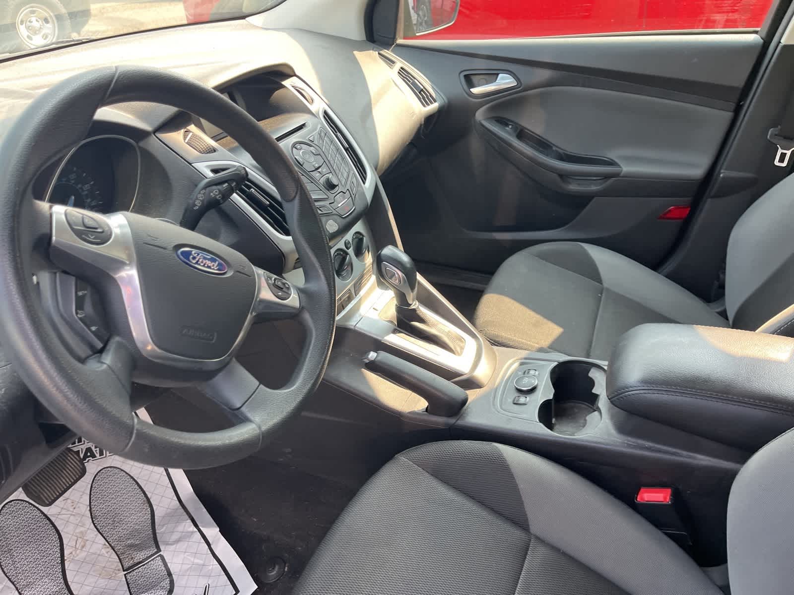 Thumbnail: 2014 Ford Focus - 21