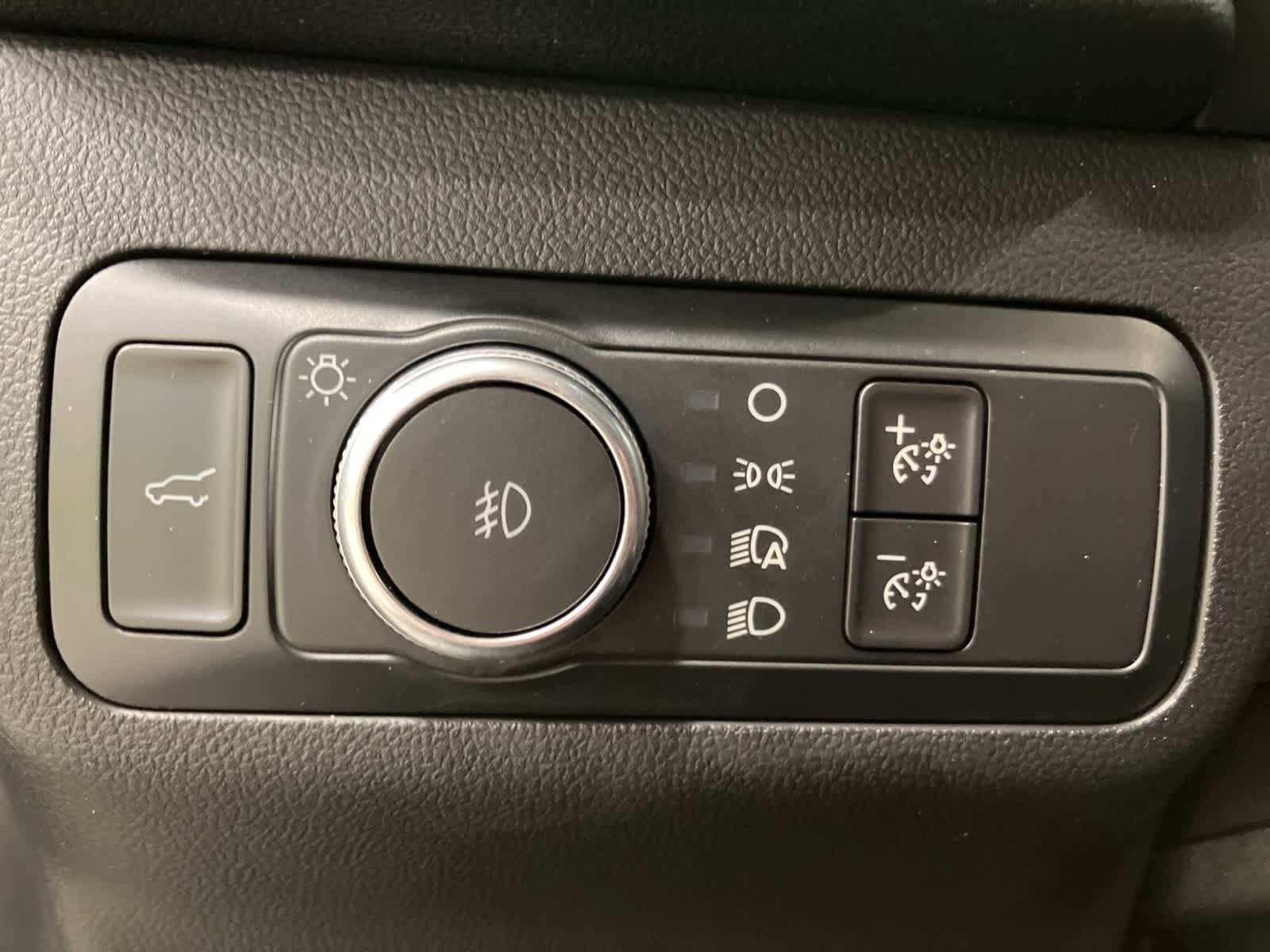 Thumbnail: 2021 Ford Escape - 15