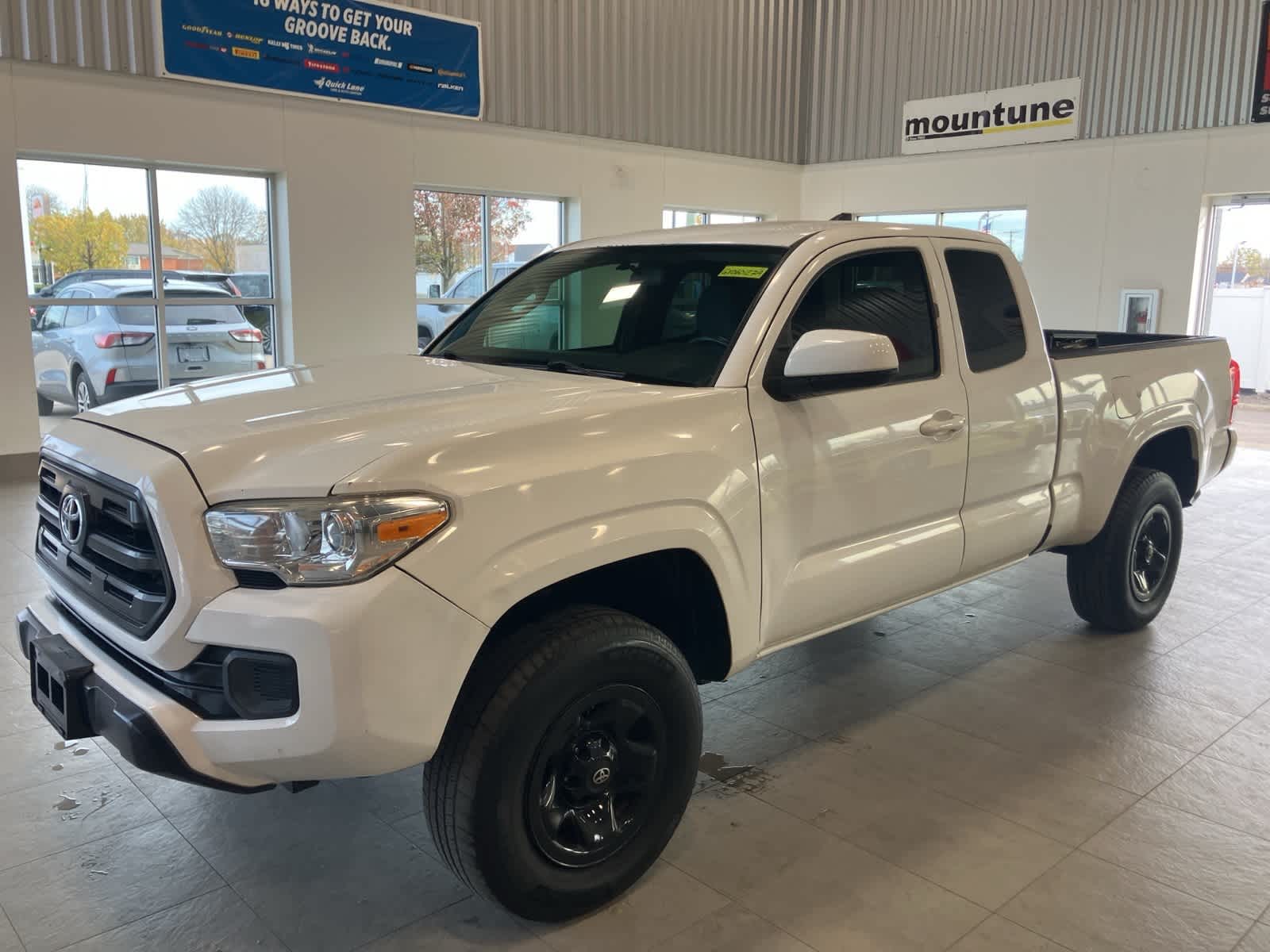 2016 Toyota Tacoma SR -
                  Sterling Heights, MI