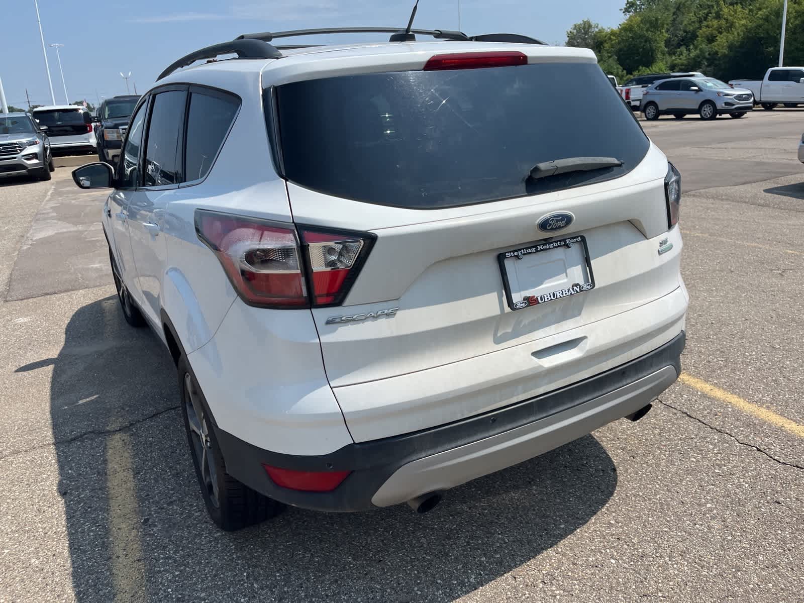 Thumbnail: 2017 Ford Escape - 9
