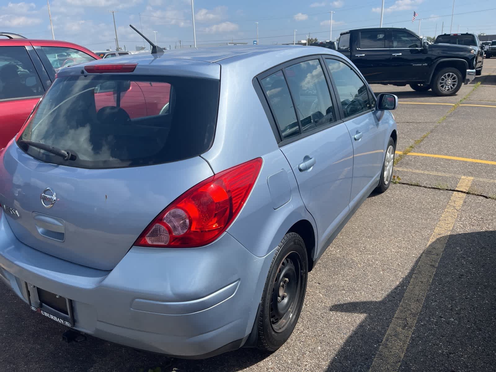 Thumbnail: 2010 Nissan Versa - 13